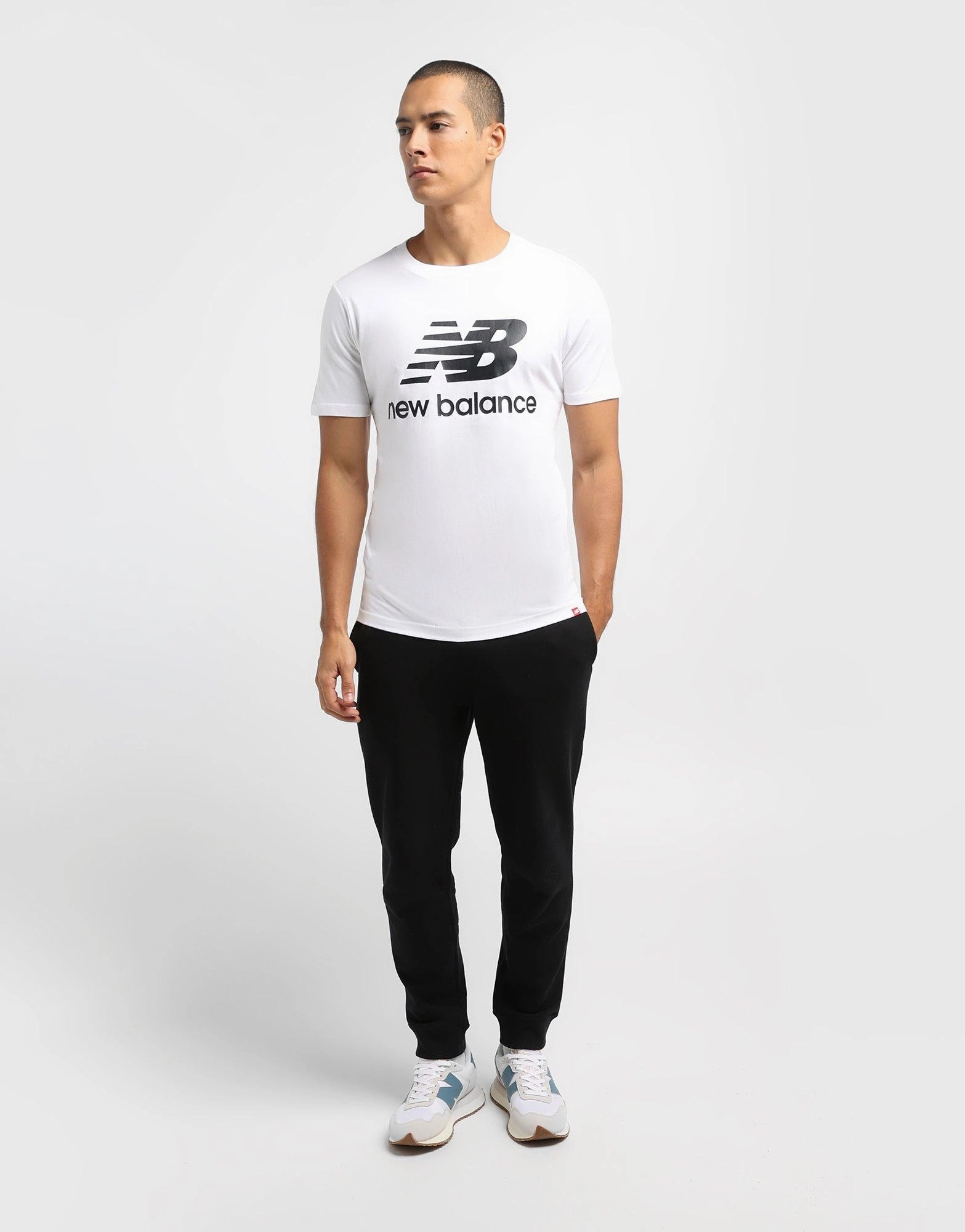 Quiet Performance, Season-Free Style, City State, Quiet Attitude, Quiet City Style, Elevated Basics