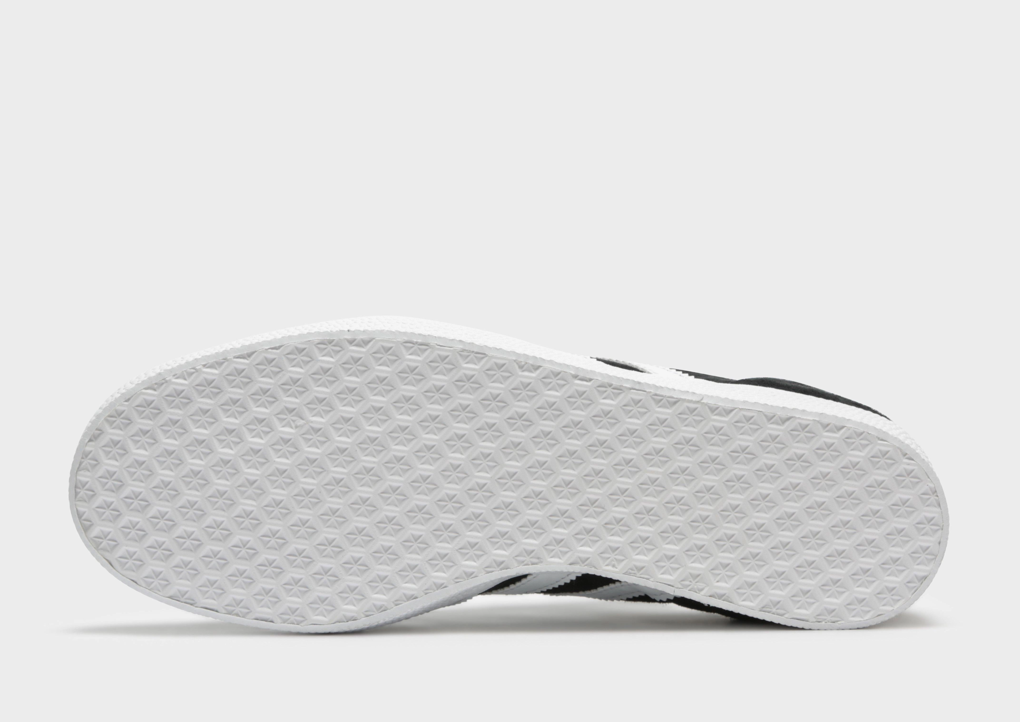 Streamlined By Design, Calm In Motionwear, Adapt Daily, Designed With Rhythm, Minimal Mode, Engineered Casual, Motion Elements, Form-Led