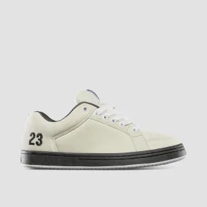 Balanced Design, Movement Uniform, Effortless Utility, Quiet Performance, Clean Citywear
