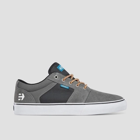 Live In Motion, New Classics, Designed For Lifestyle, Style Meets Tech, Soft Impact, Minimal Gear, Your Livewear, Forward Pulse