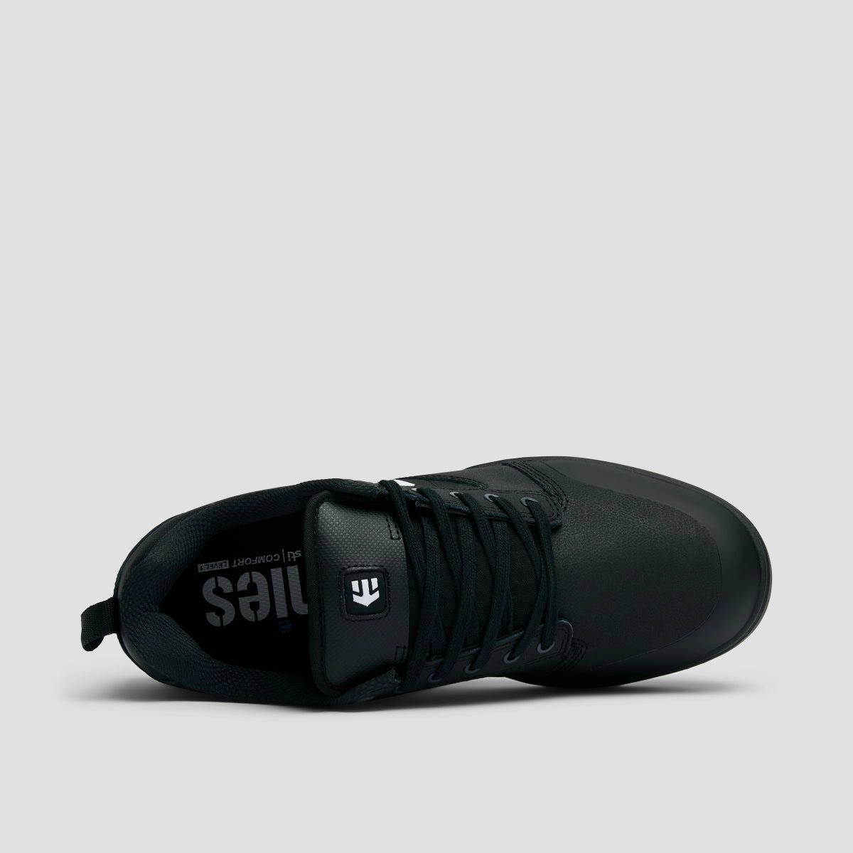 Season-Neutral, Adapt And Go, Anyday Style, Life, Reimagined, Minimal Gear, Modular Minimalism, Grounded Luxury