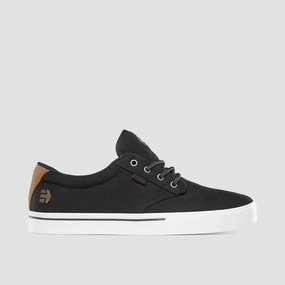 Move And Live, Redefined Casual, Purely You, Crafted To Move, Tailored Utility, Calm-Driven Fit