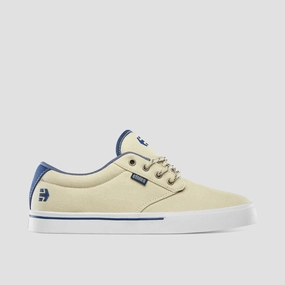 Modern Movement Gear, Crafted Balance, The New Essential, Motion In Mind, Design Under Control