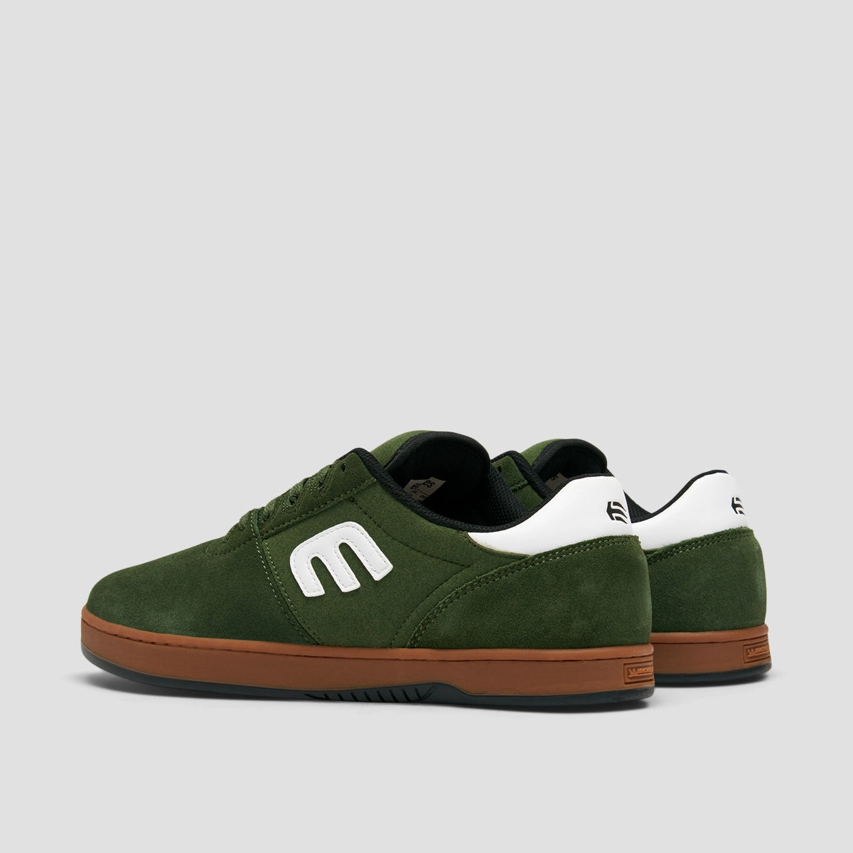 Future-Ready Looks, Shift Your Gear, Streamlined Look, New Classics, Live Lightwear, Versatile Soul, Modern Rhythm, Refined Tone