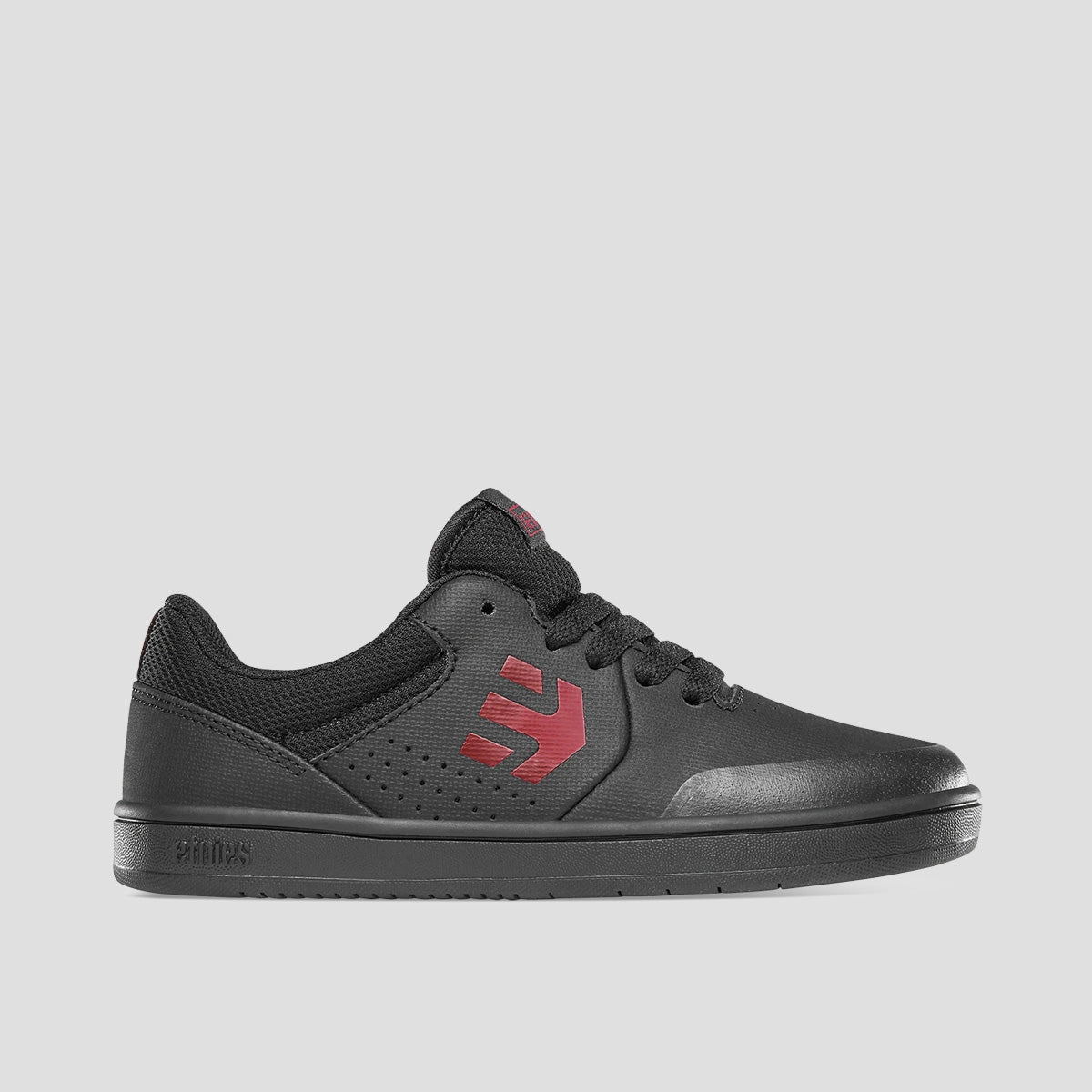 Refined Edgewear, Style Without Noise, Streamlined Look, Utility In Style, Style In Sync