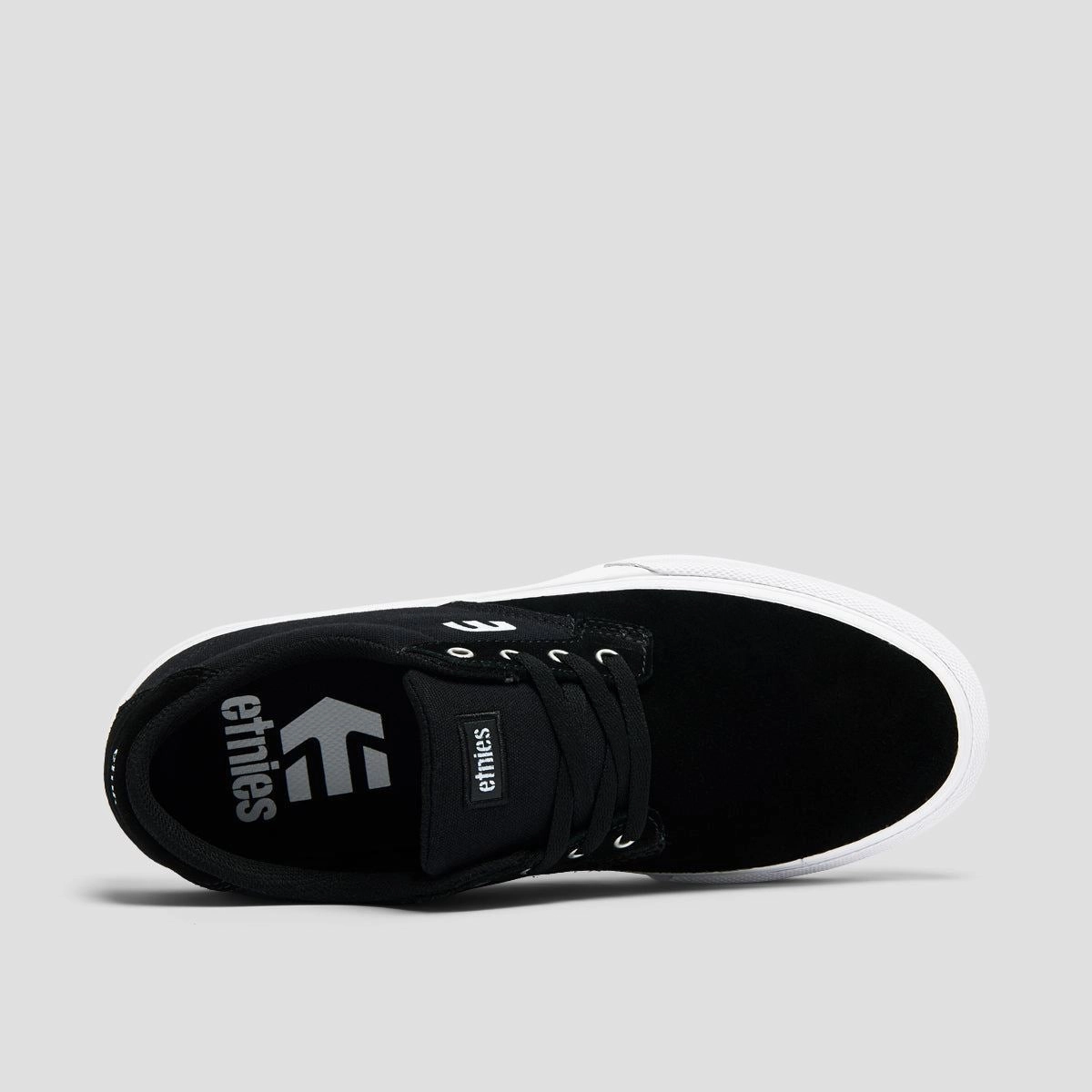 Ultra-Clean Style, Everyday Armor, Purpose-First Outfit, Updated Basics, Fresh Drop, All-Day Movement