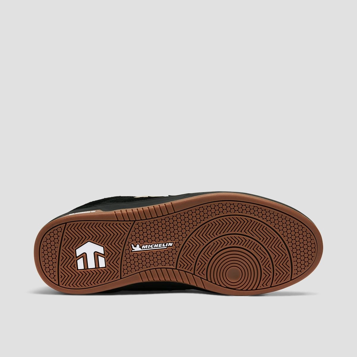 Everyday Outlook, Designed With Rhythm, Engineered Fit, Sleek Mindset, Crafted Now