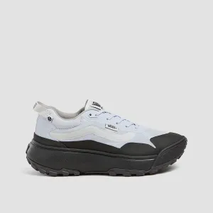 Core-Centric, Minimal Mood, Quiet Boldness, Modern Identity, Clean-Motion System, Bold Comfort