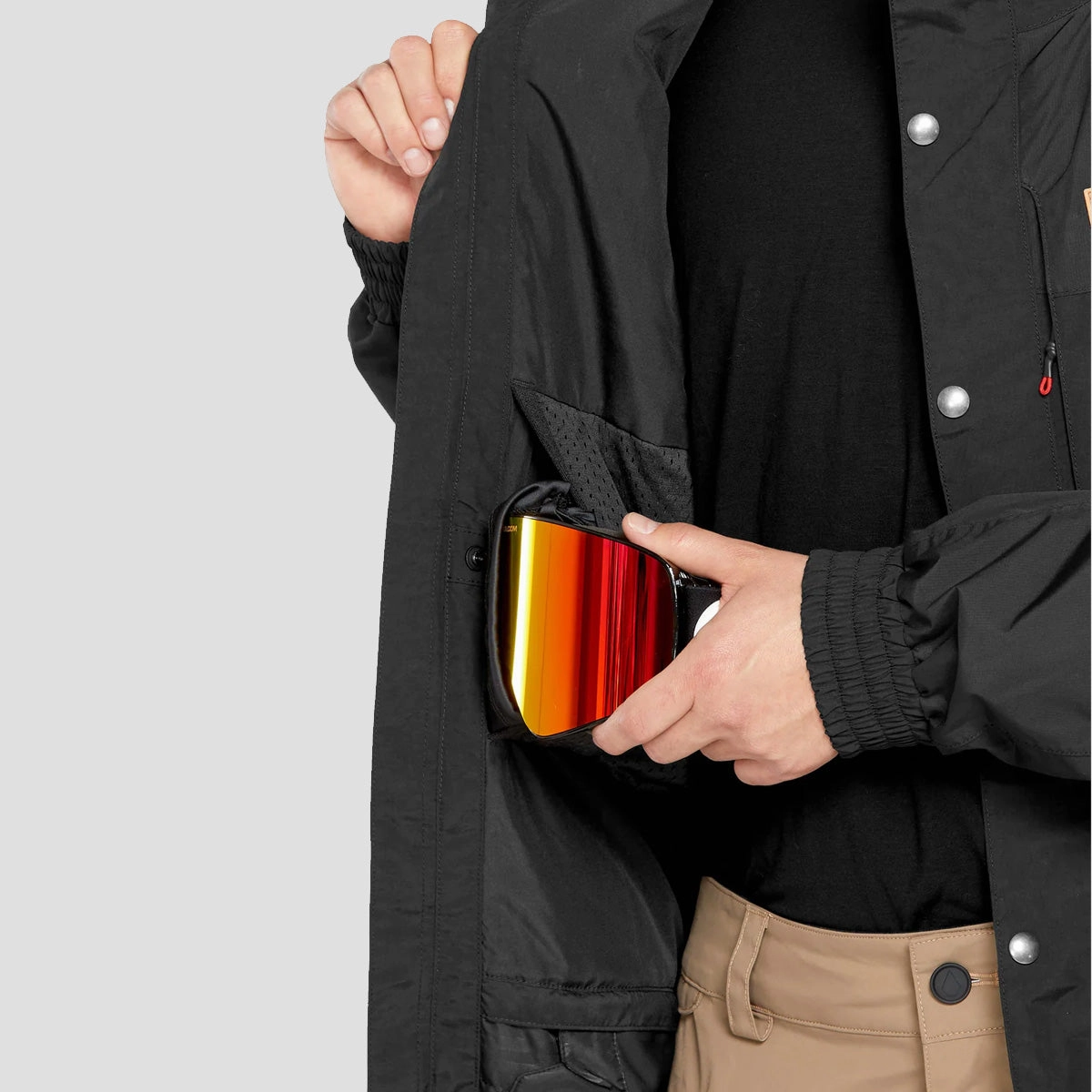 Universal Fit, Movement Uniform, Quiet Design, Core To Explore, Future-Ready, Layered City, Simplify Style