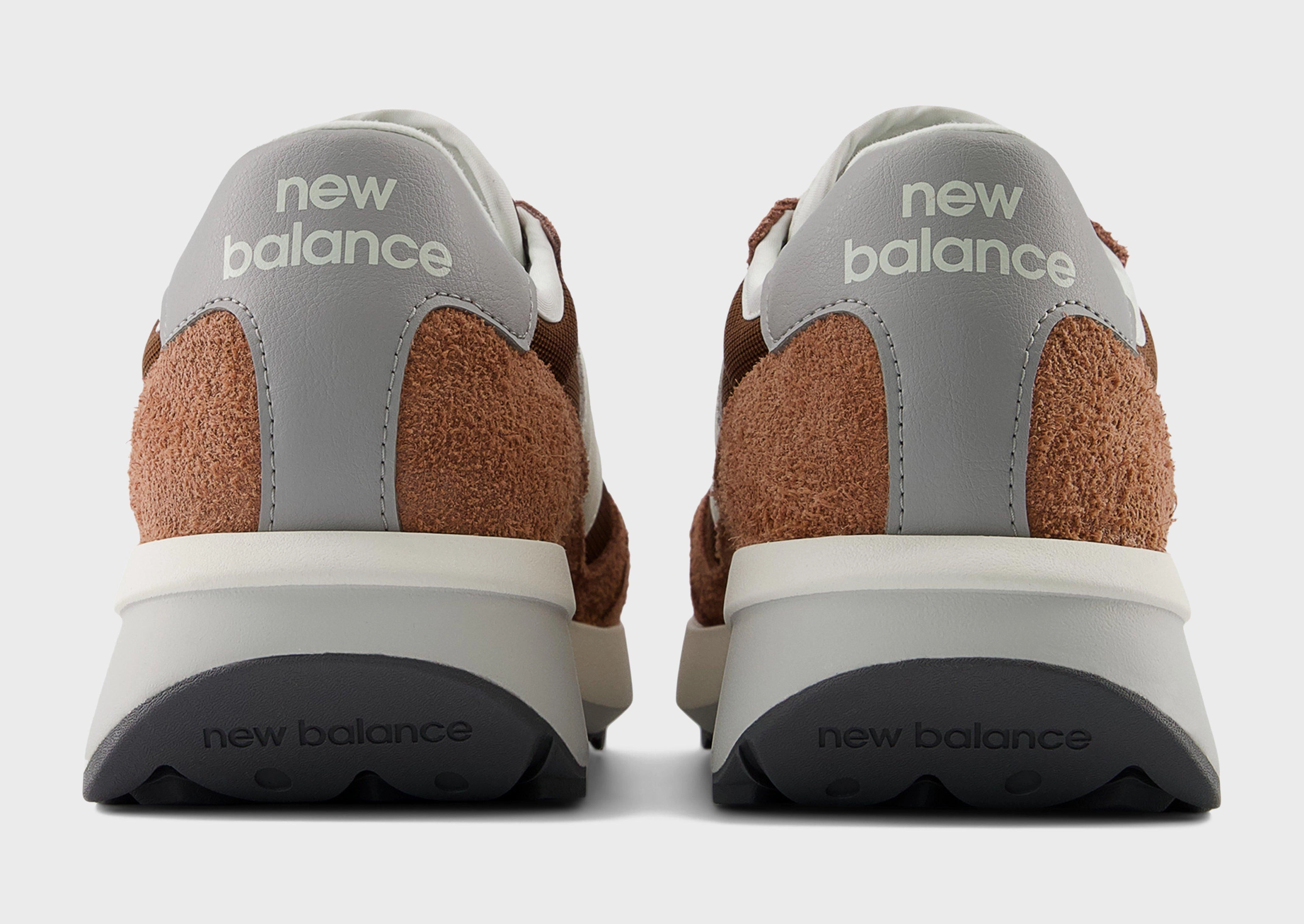 Universal Fit, Adapt Daily, Go-Easy Gear, Bold In Simplicity, Streamline-Ready
