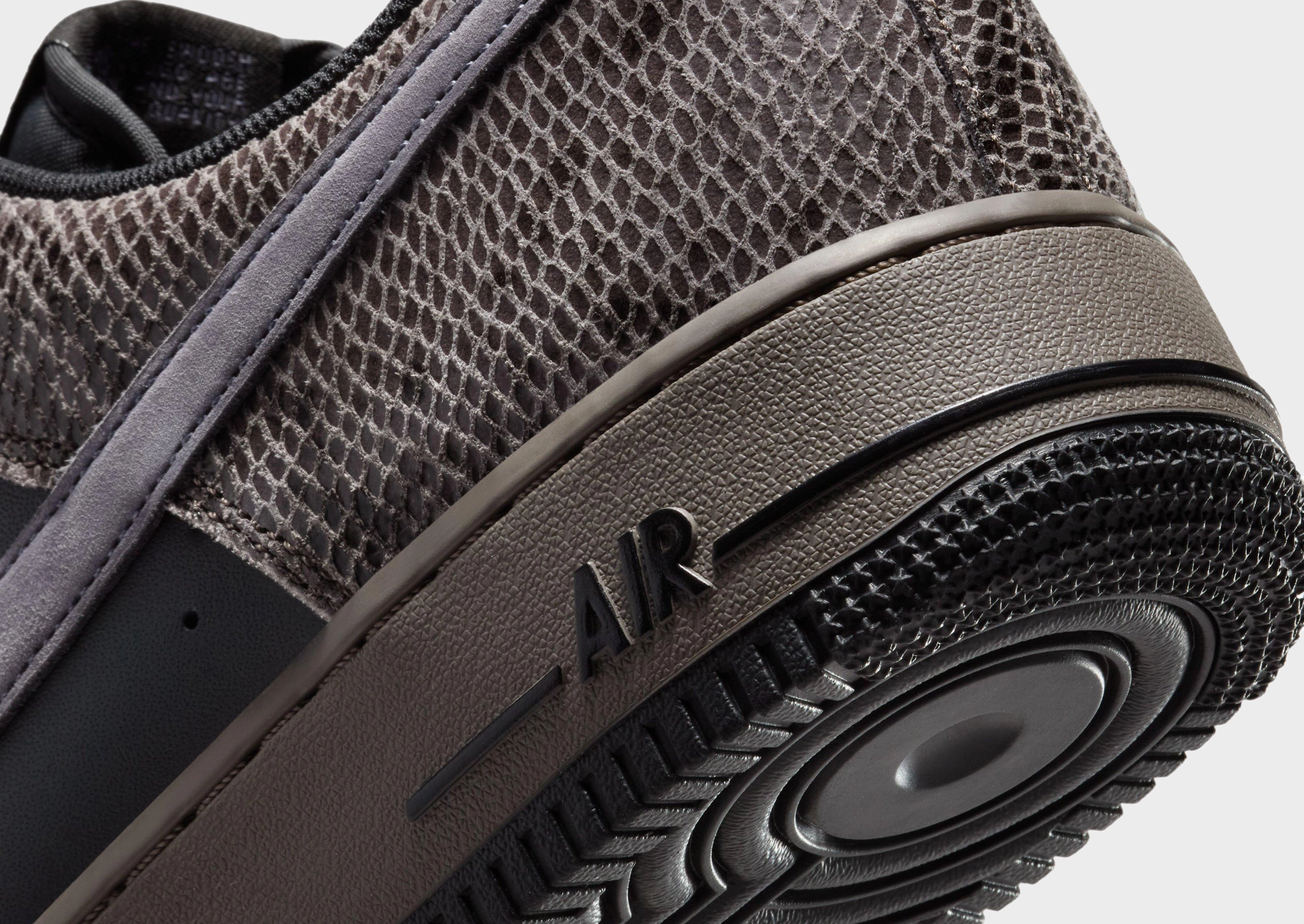 Life In Layers, Go Further, Pulse Of The City, Calm In Motion, Refined And Raw, Everyday Comfort