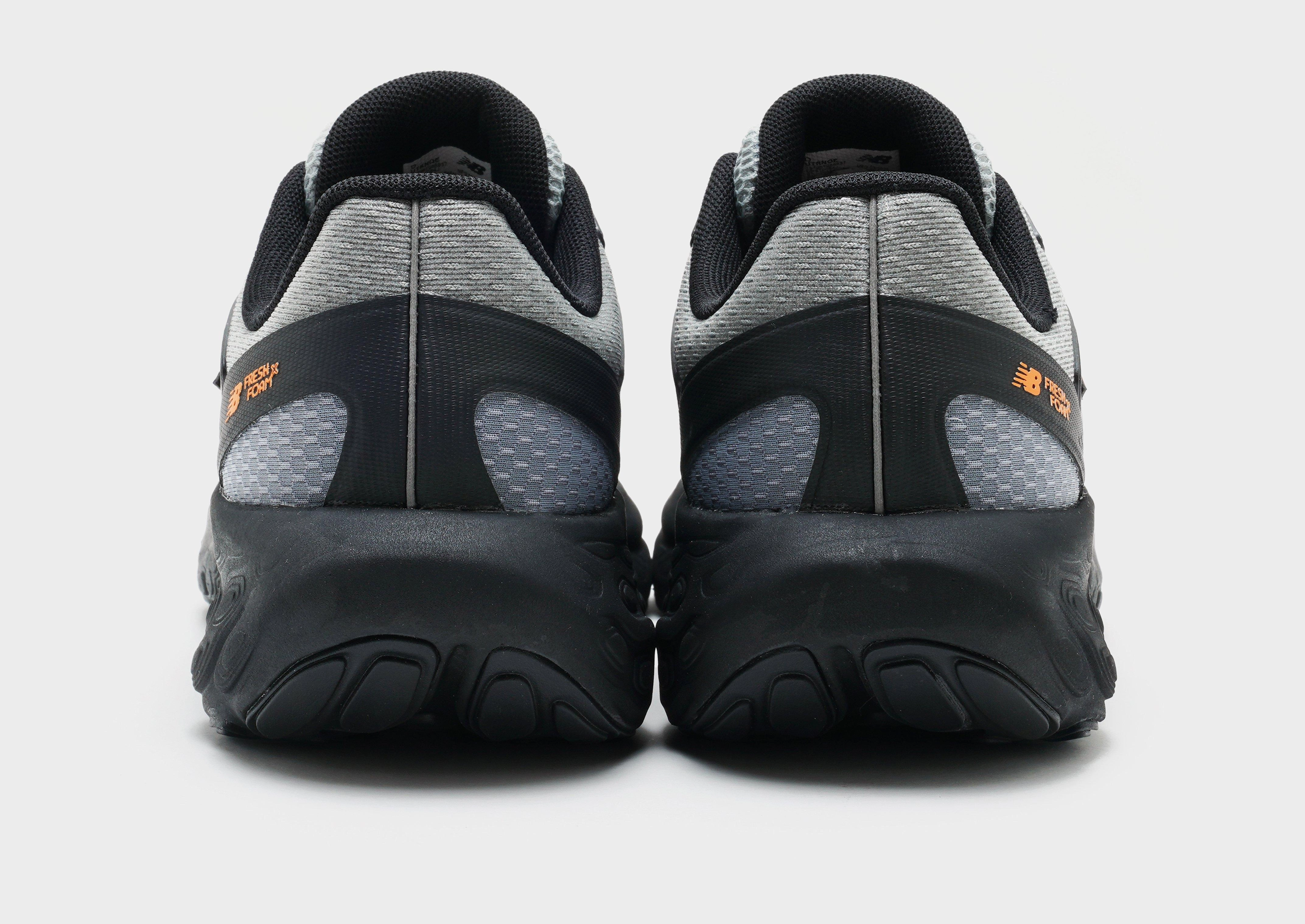 Smooth Fit, Modern Motionwear, Clean-Styled, Calm In Motion, Change-Ready, Easy Fit System, Core To Explore