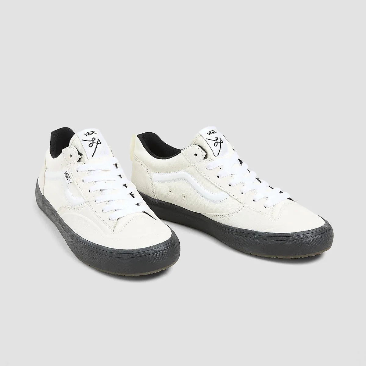 Visual Ease, Bold In Simplicity, Smooth Fit, Flow With Confidence, Next-Gen Design, Streamlined Fit, Sleek Vibes