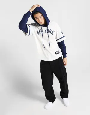 Next-Level Casual, Streamlined Fit, Everyday Outlook, Optimized Outfit, The New Essential, Rhythm-Based Wear, Modern Momentum, City-Form