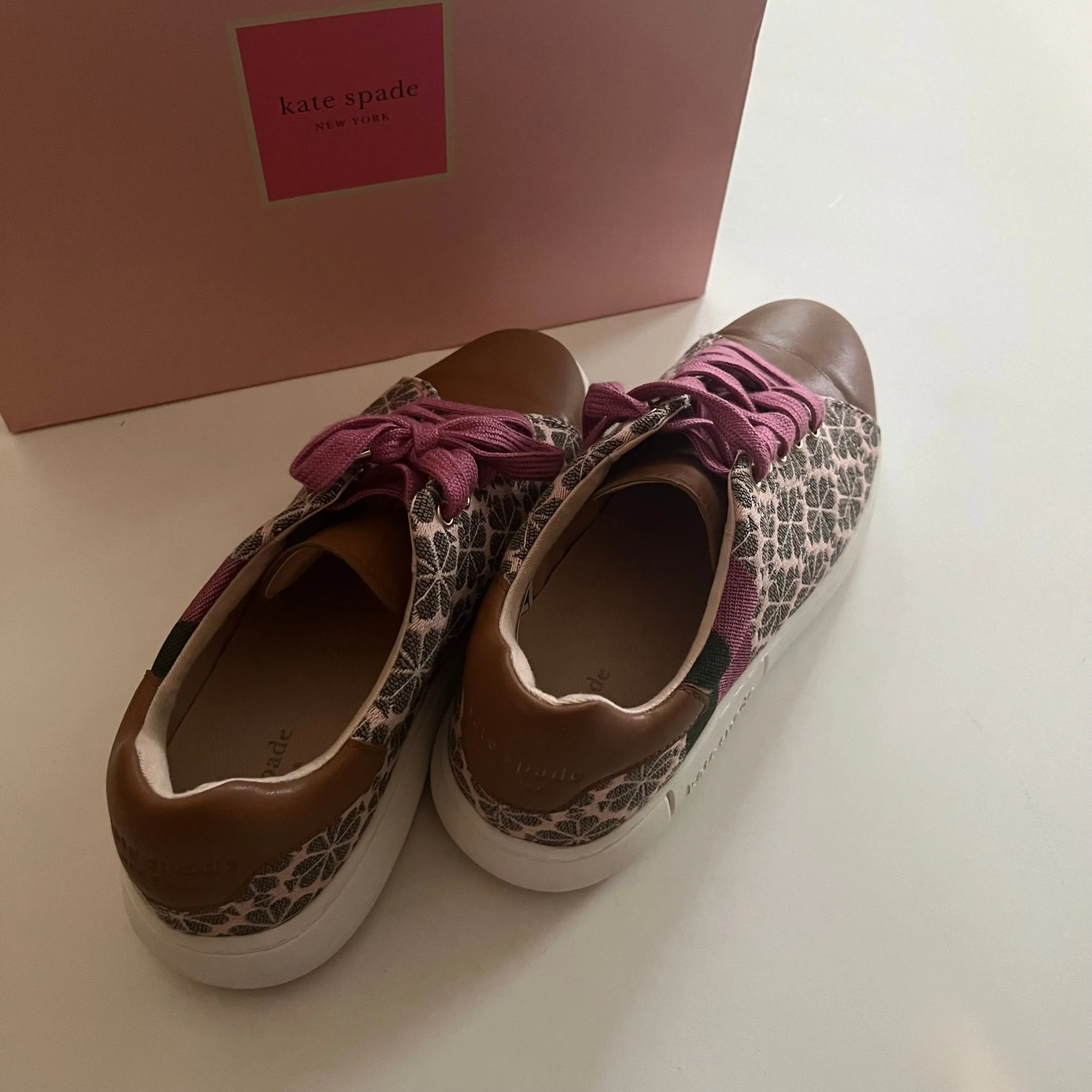 Floral Shoes Flats Oxfords & Loafers Kate Spade, Size 9 Kate Spade Bags