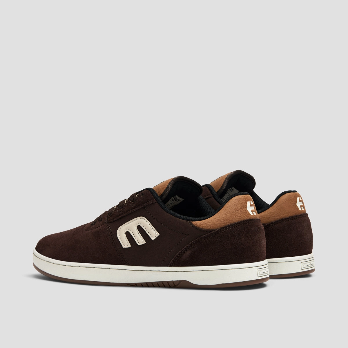 Crafted Pulse, Cool In Motion, Modular Minimalism, Sleek Presence, Redefined Casual, Soft Power, Cool Shift, Wearable Clarity
