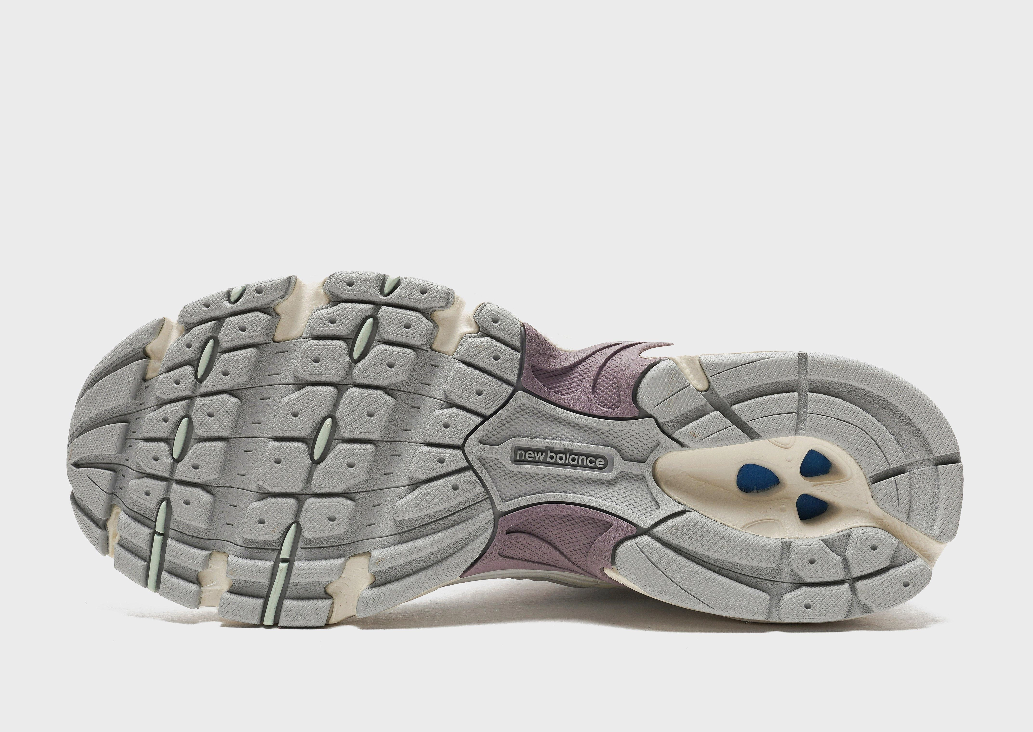 Flexible Form, Refined Edge, Clean Forms, Sleek Vibes, Movement Reimagined, Cool Fitwear