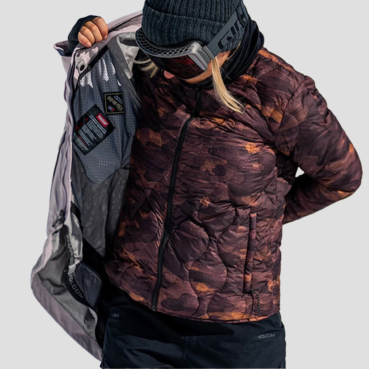 Essential Drop, Pure Function, Live-Core, Versatile Gear, Motion Simplicity, No-Fuss Fit, On-The-Go Style