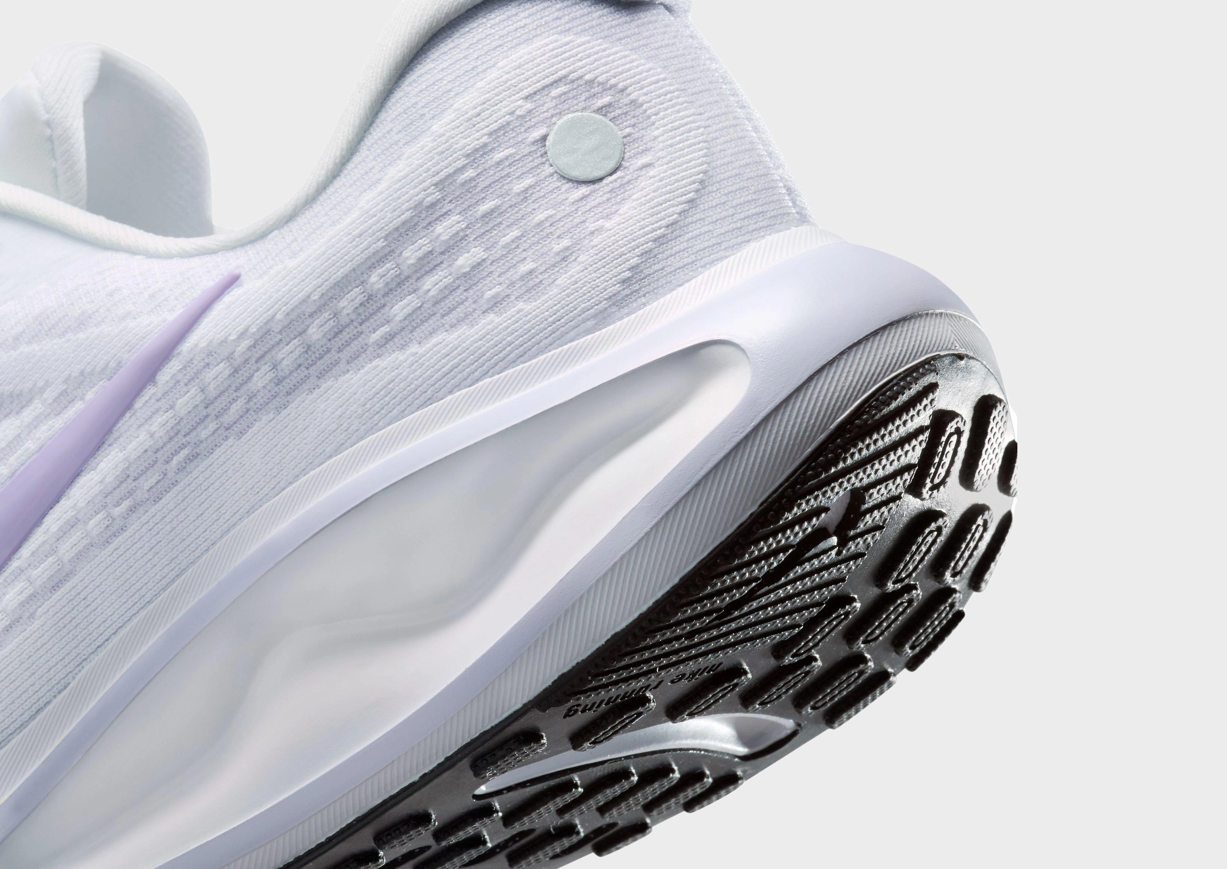 Minimal Details, Refined Moves, Adaptive Gear, Effortless Gear, Crafted Clarity, Go-Mode Daily, Clean Movement