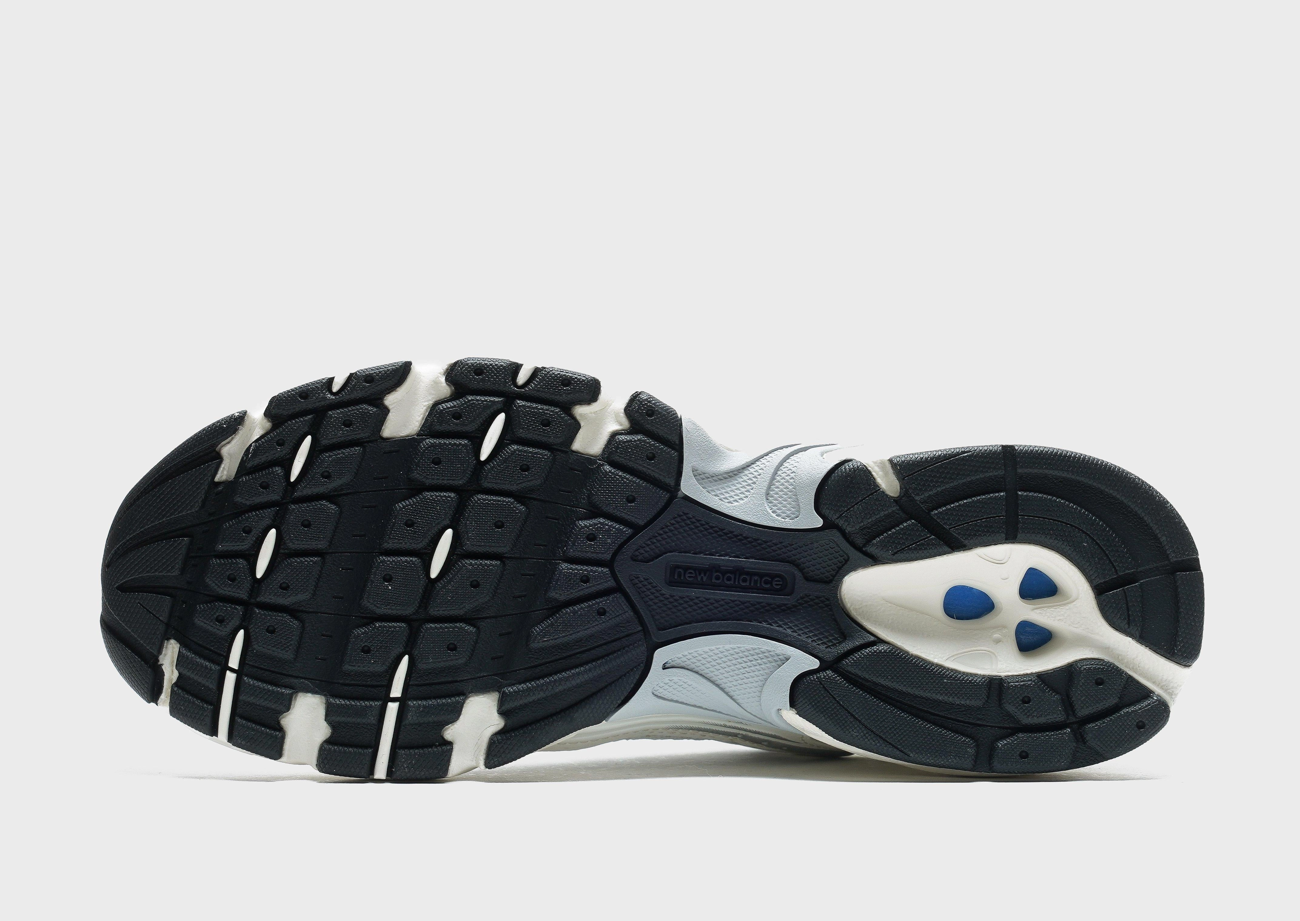 Versatile Gear, Sleek Vibes, Built To Breathe, Everyday Armor, Essential Gear, Driven By Comfort, Move And Live, Modern Motion