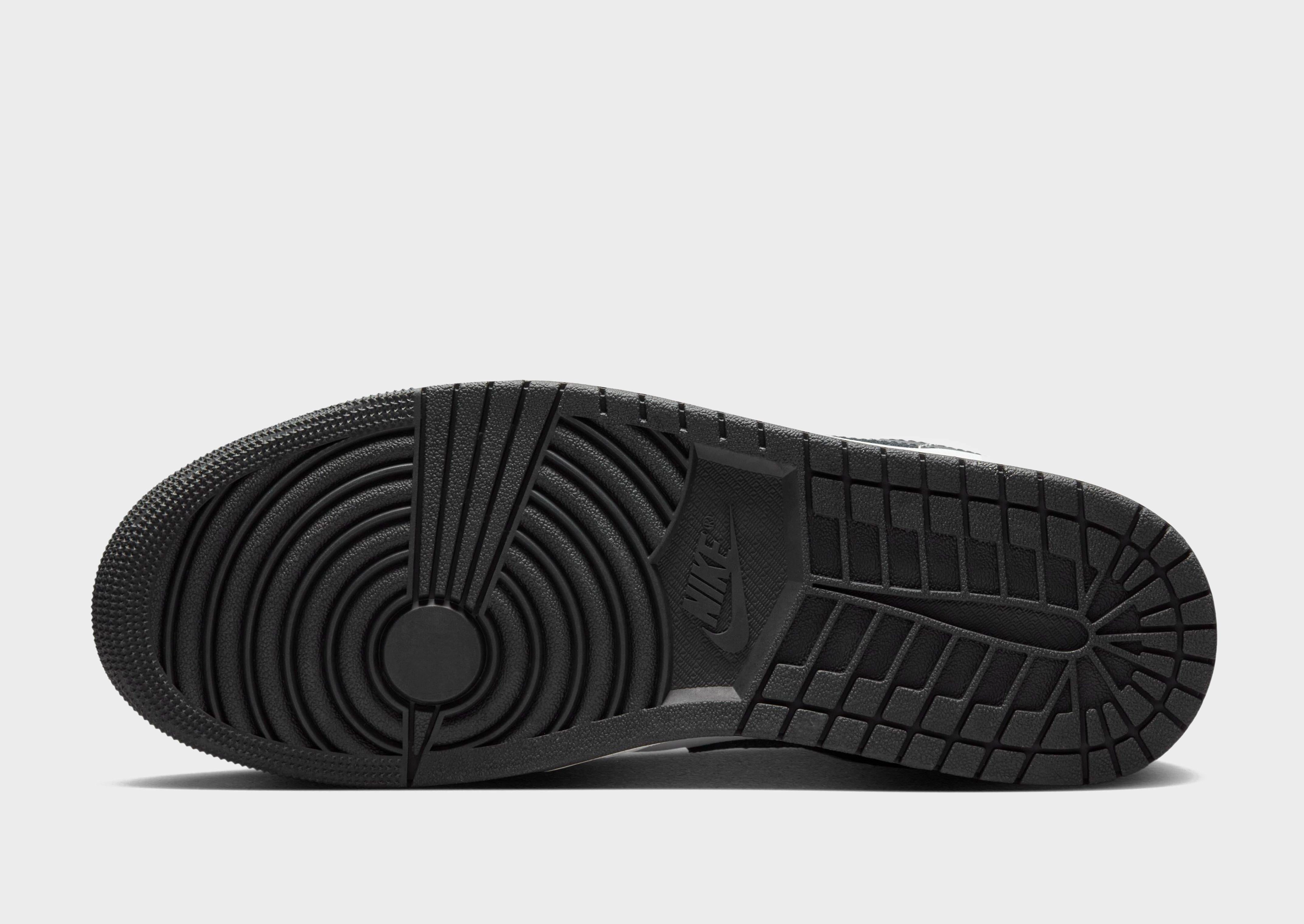 Built For Pace, City Rhythm, Subtle Tone, New Urbanism, Instant Outfit, Refined Fit Gear, Movement Readywear