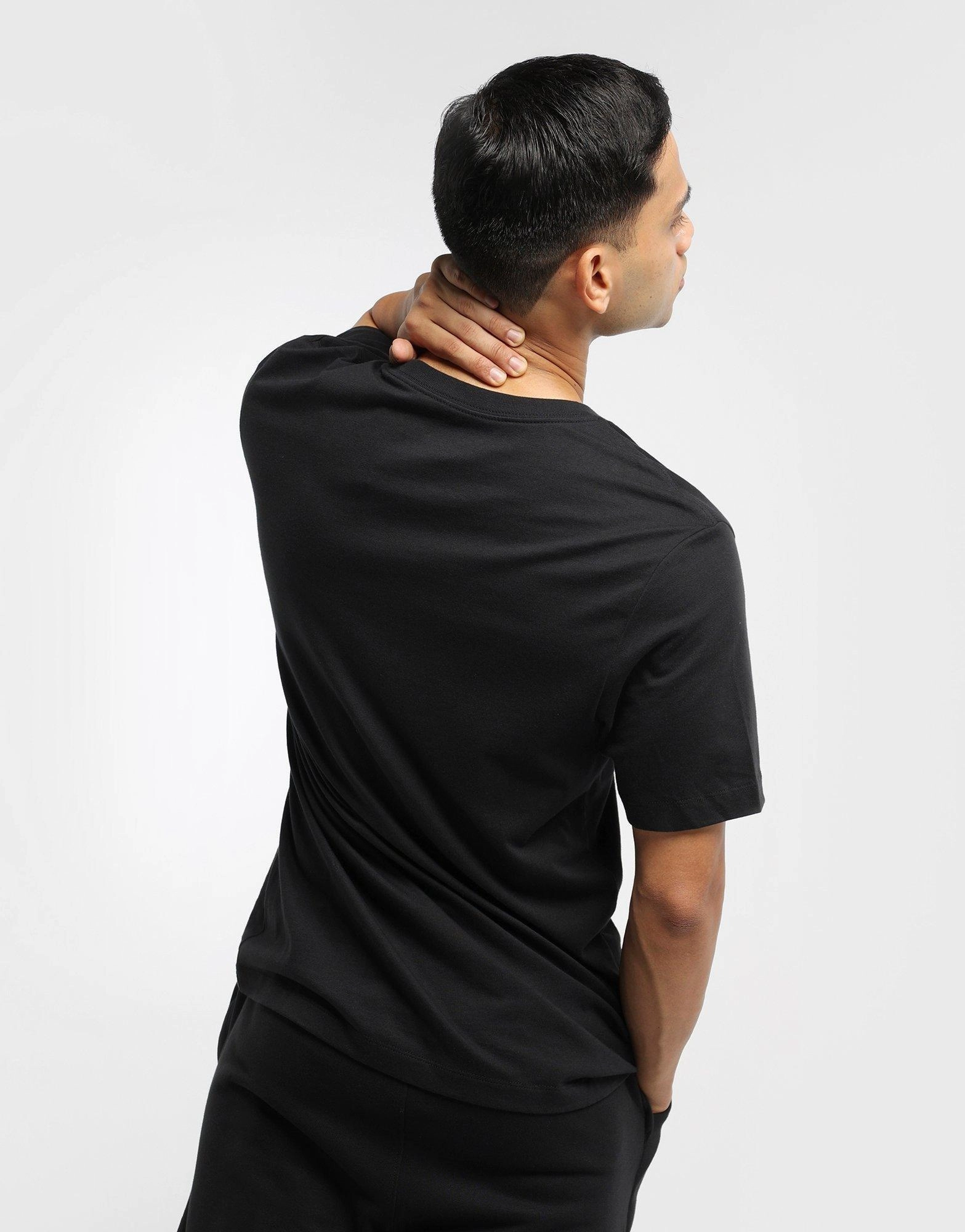 Urban Flowwear, Engineered For Now, Pure Motion, Express Yourself, In-Motion Look, Design Under Control