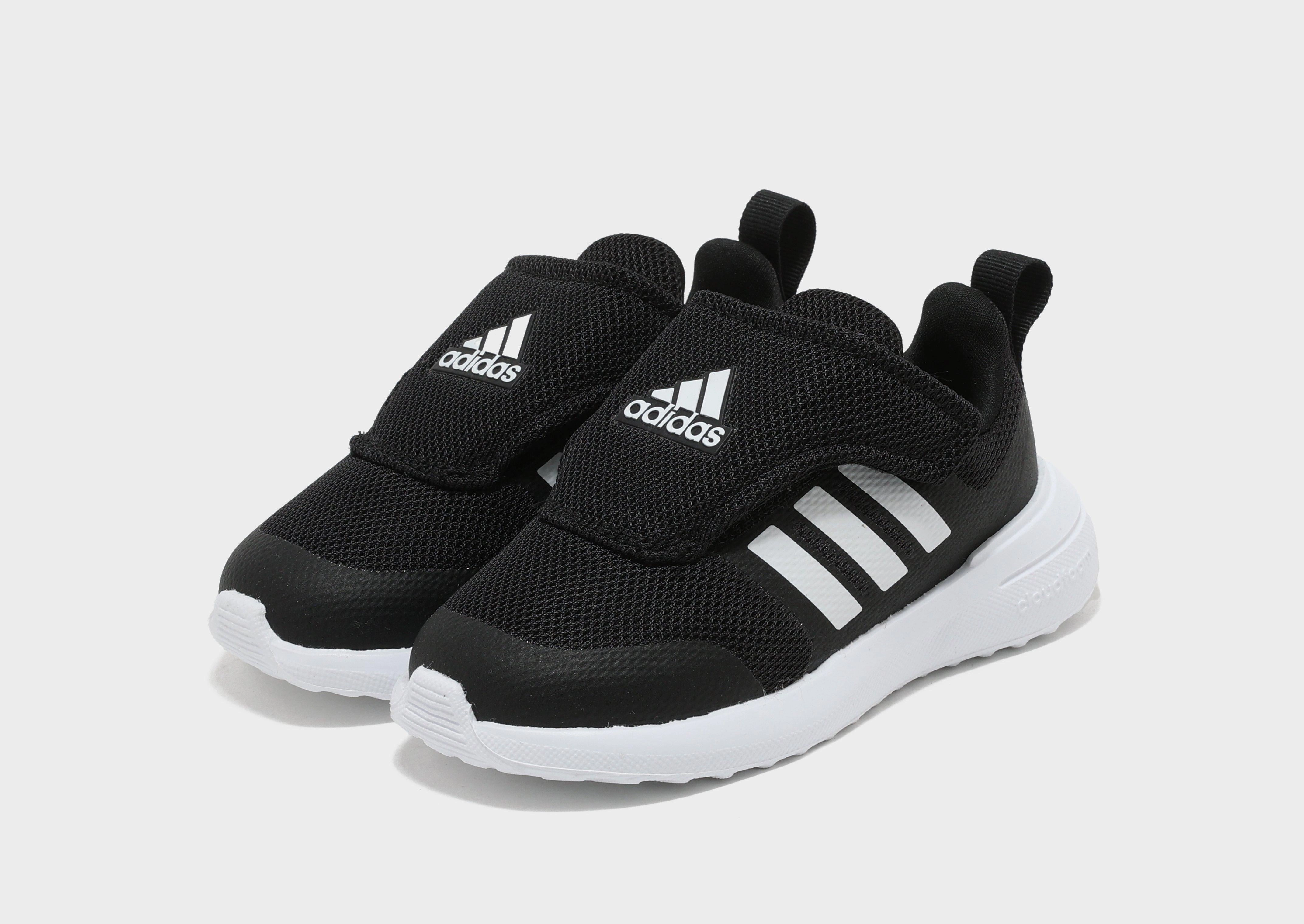 Fresh Drop, Quiet Cool, New Classics, Timeless Motion, Responsive Design, Clean Citywear, Motion Clarity, Refined Tone