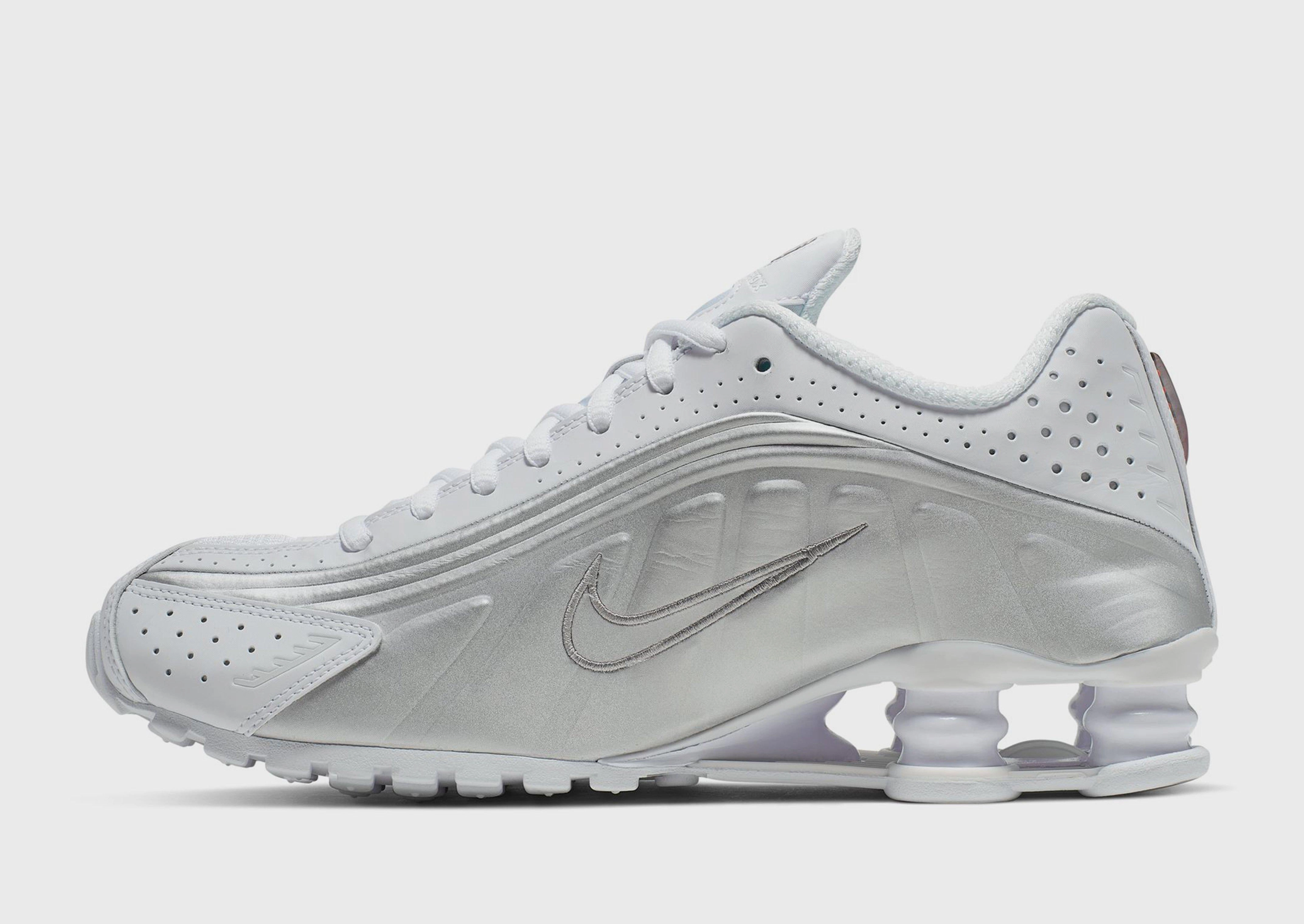 Layer Light, Dynamic Fit, Pure Motion, Flow In Motion, Core Elements, Style In Balance