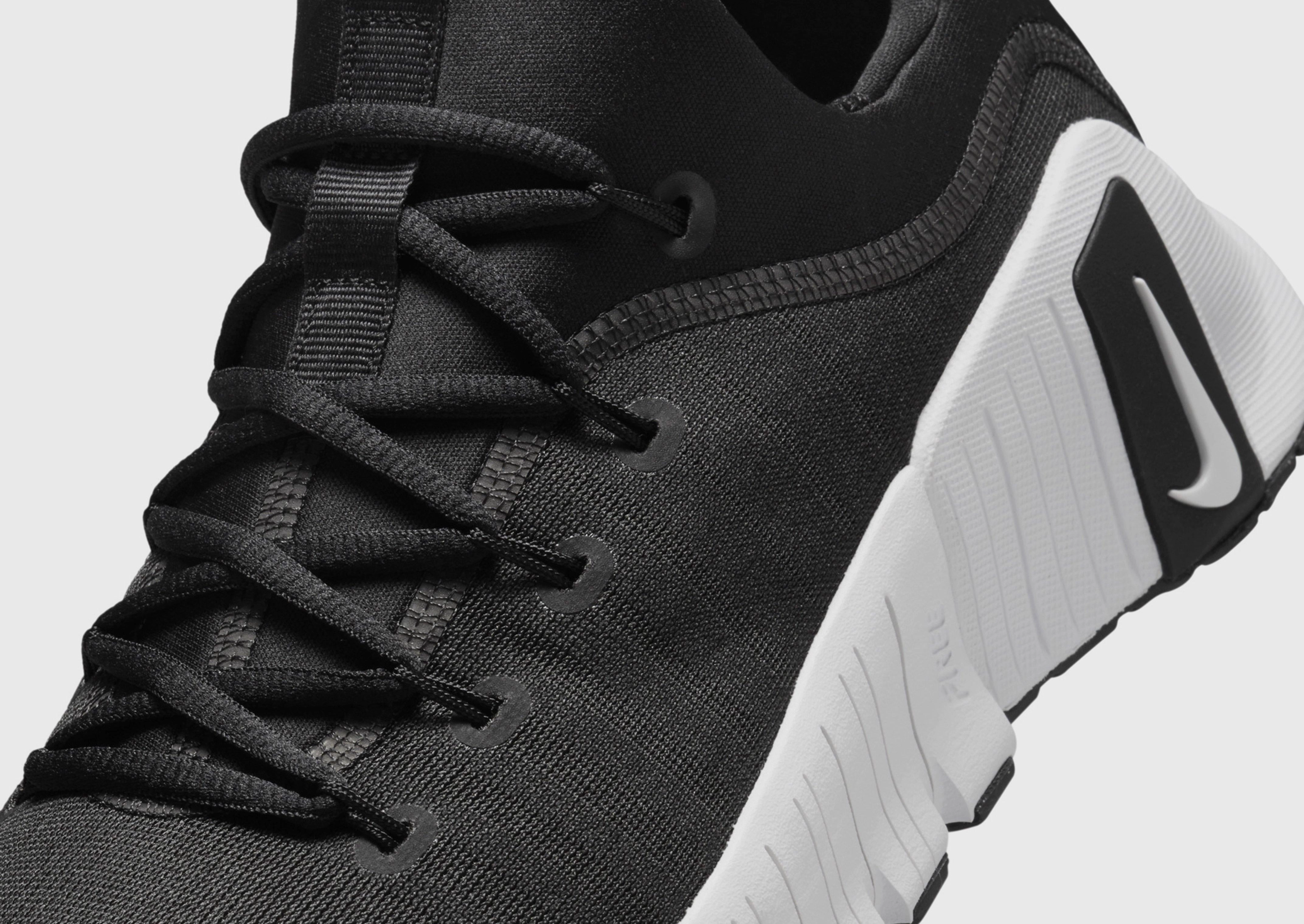 Street-Forward, Effortless Minimal, Movement-Inspired, Timeless Motion, Engineered For Flow