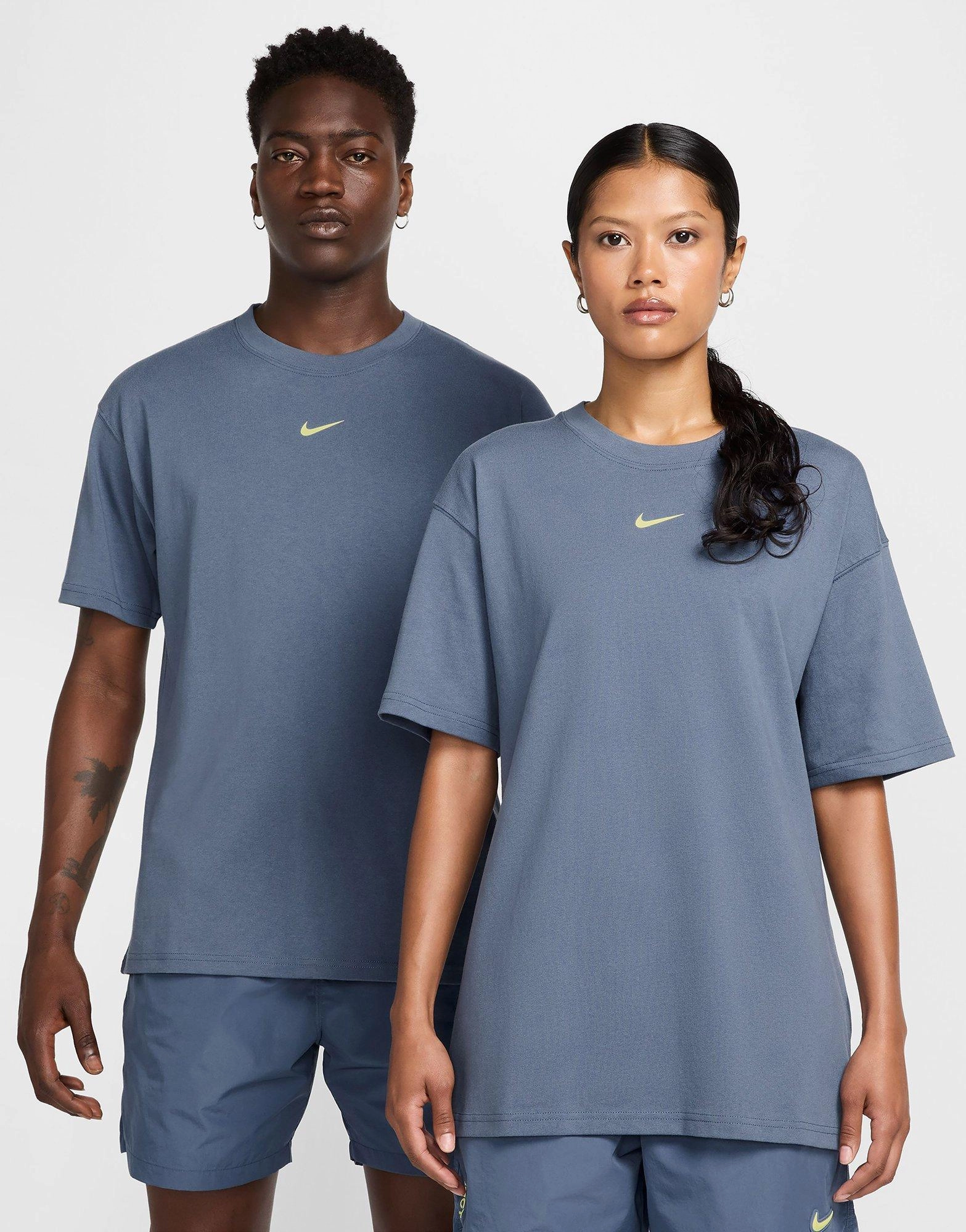 Crafted Pulse, Laid-Back Luxe, Go-Easy Gear, Style Built In, Modern Wearables, Vibe-Proof, Ease In Motion, Responsive Fit