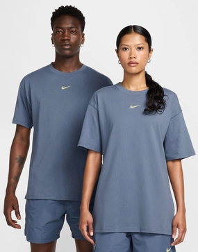 Crafted Pulse, Laid-Back Luxe, Go-Easy Gear, Style Built In, Modern Wearables, Vibe-Proof, Ease In Motion, Responsive Fit