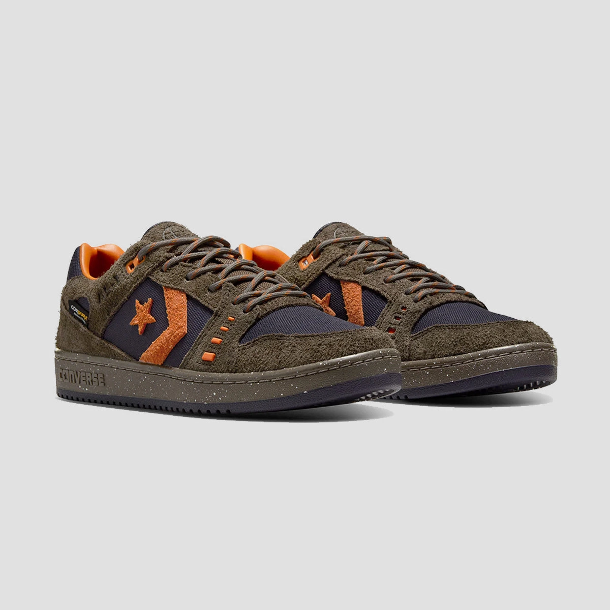 Essence Wear, Versatility Gear, Quiet Cool, Fluid Lifestyle, Authentic Motion, In-Motion Look, Confident Comfort, City-Form