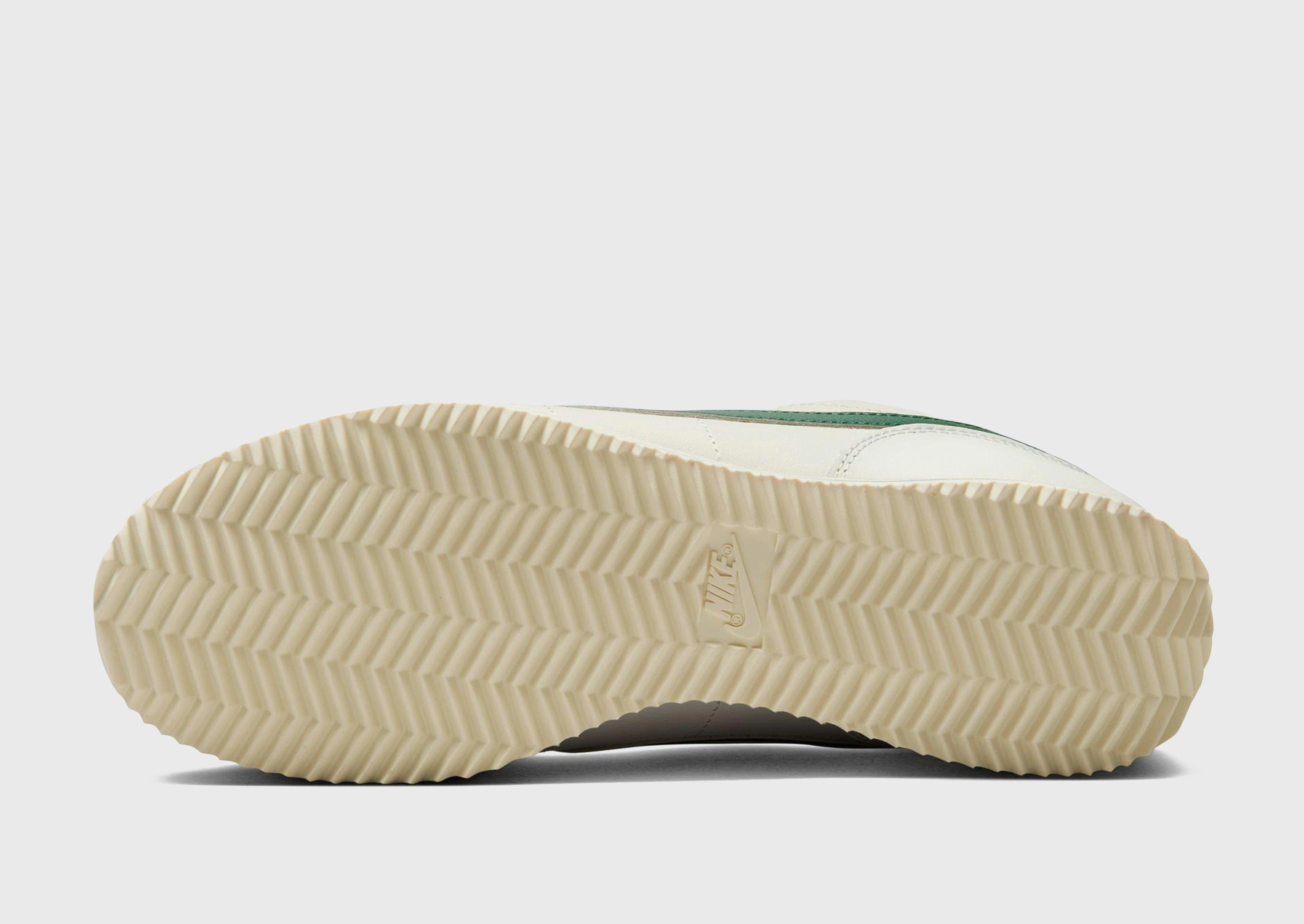 Your City System, Dynamic Essentials, Crafted Clarity, Mindful Motion, In-Motion Look, Essentials On Point, Elevated Simplicity, Streamline Your Day