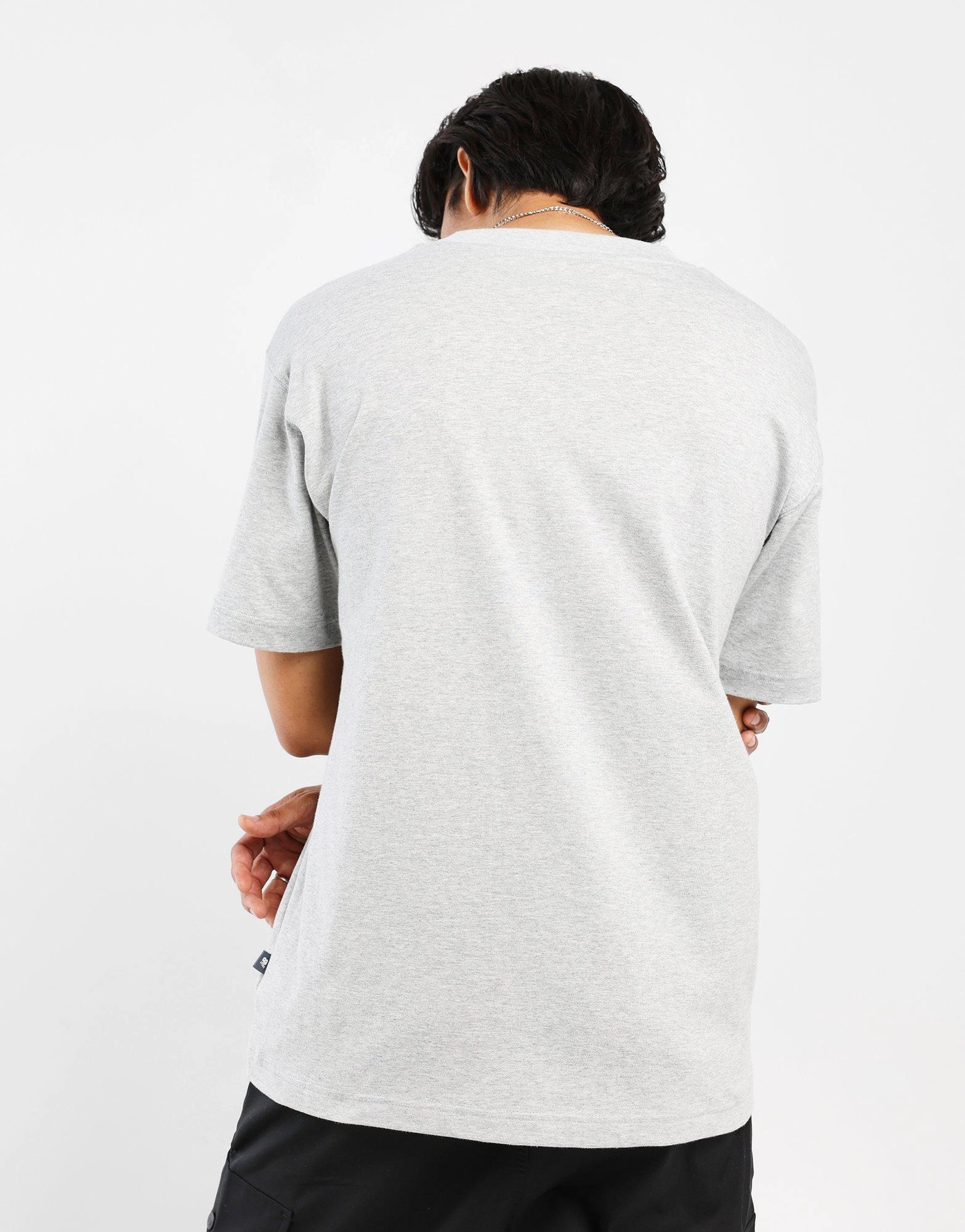 Quiet Vibe, Daily Essentials, Crafted Quality, Bold Minimal, All-Day Movement, Soft Structure, Modern Motionwear, Live Refined