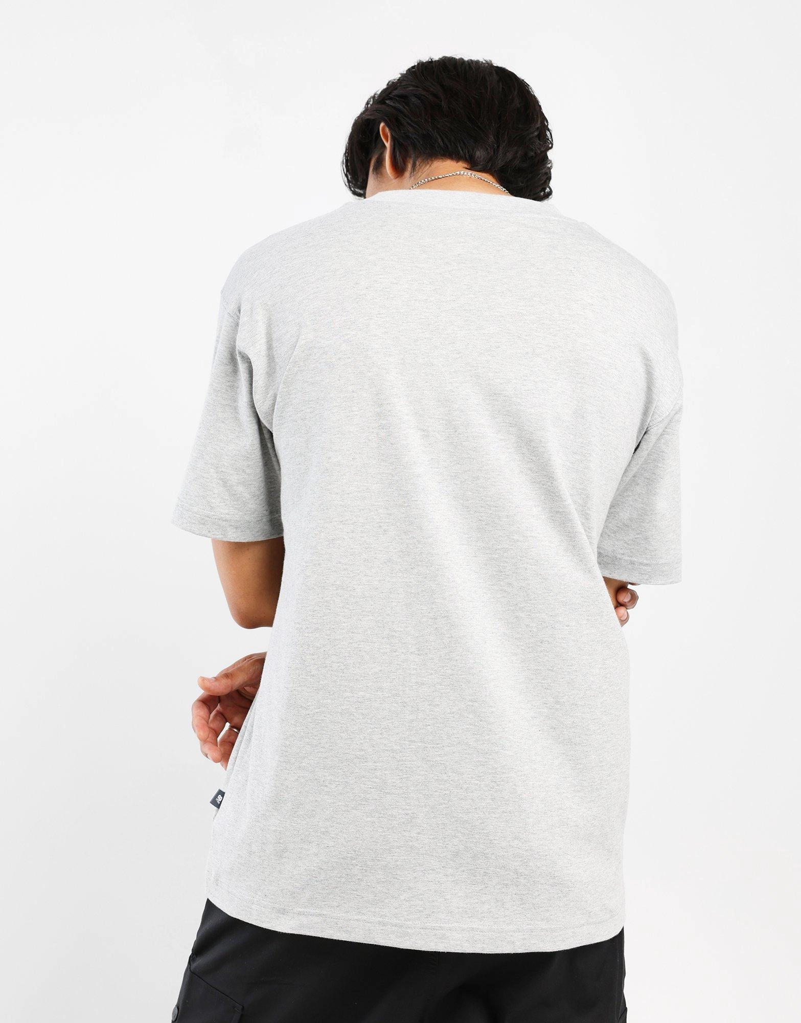 Mindful Wear, Universal Pieces, Modular Wear, Ready-To-Flow, Fit To Live, Adapted Living, Fluid-Form Design, Style Built In