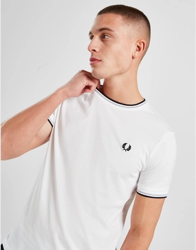 Fresh Expression, Neutral Layers, Designed To Flex, Forward-Looking Fit, Smooth Layers, Adaptable Pieces, Quiet Impact