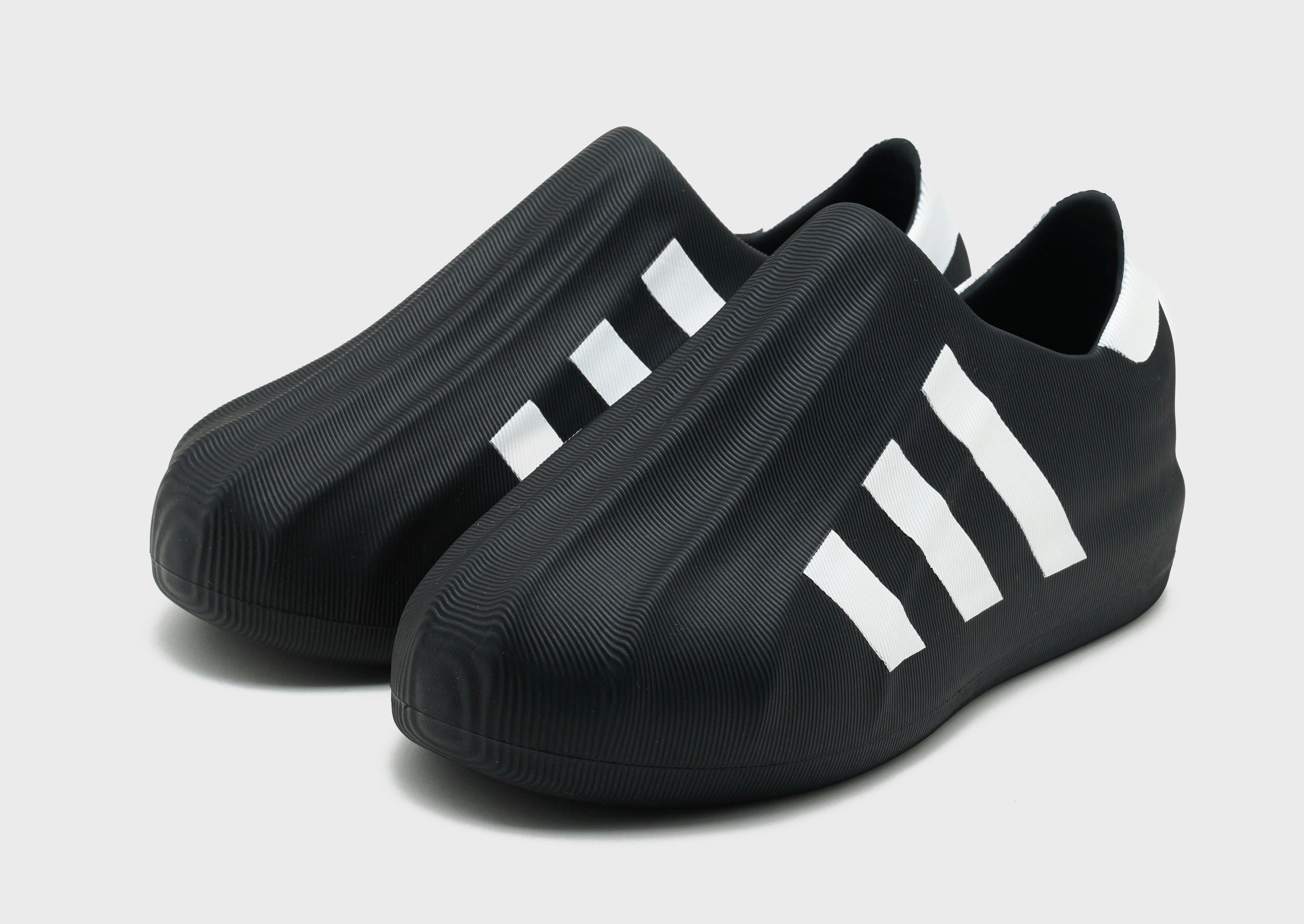 City-Functional, Calm In Motion, Ease-Forward Fit, Ultra-Clean Style, Purpose-Built Fit, Versatile Build, Edge-Layered