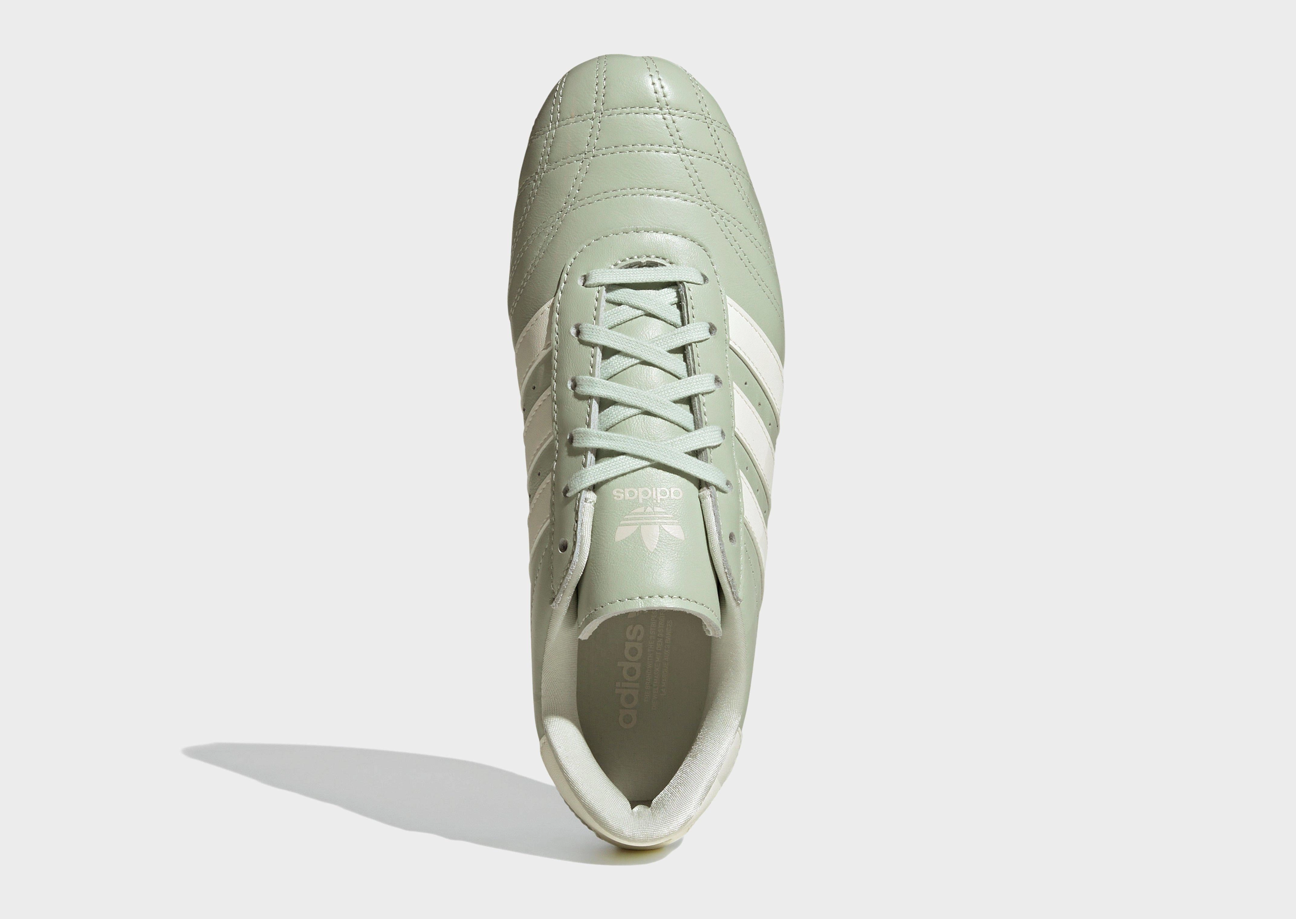 Flow In Motion, Calm Aesthetic, Season-Free Style, Comfort-Driven, Everyday Dynamism, Function-Refined