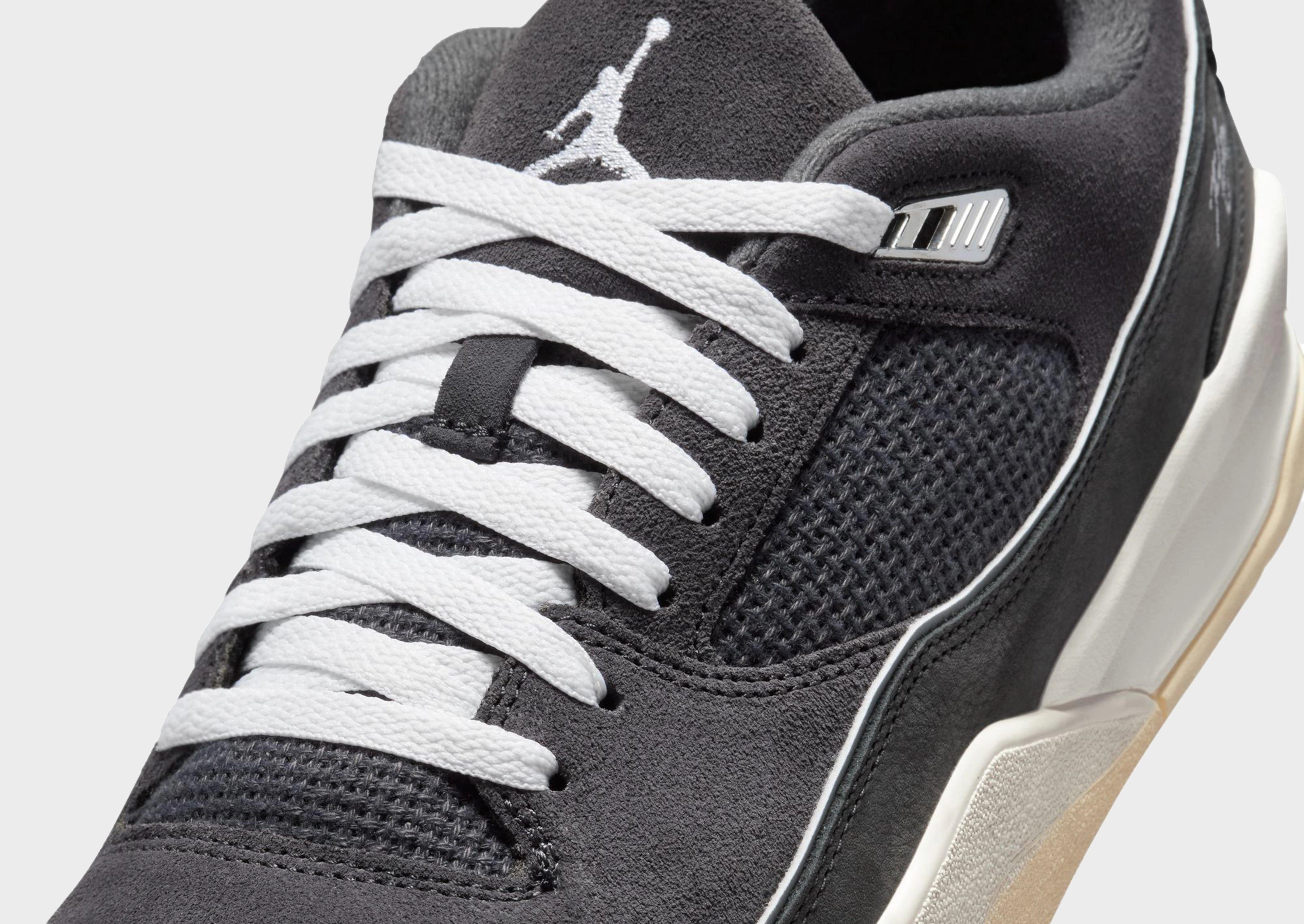 Streamlined Pieces, Multi-Use Gear, Bold And Clean, Movement Layers, Minimal Gear