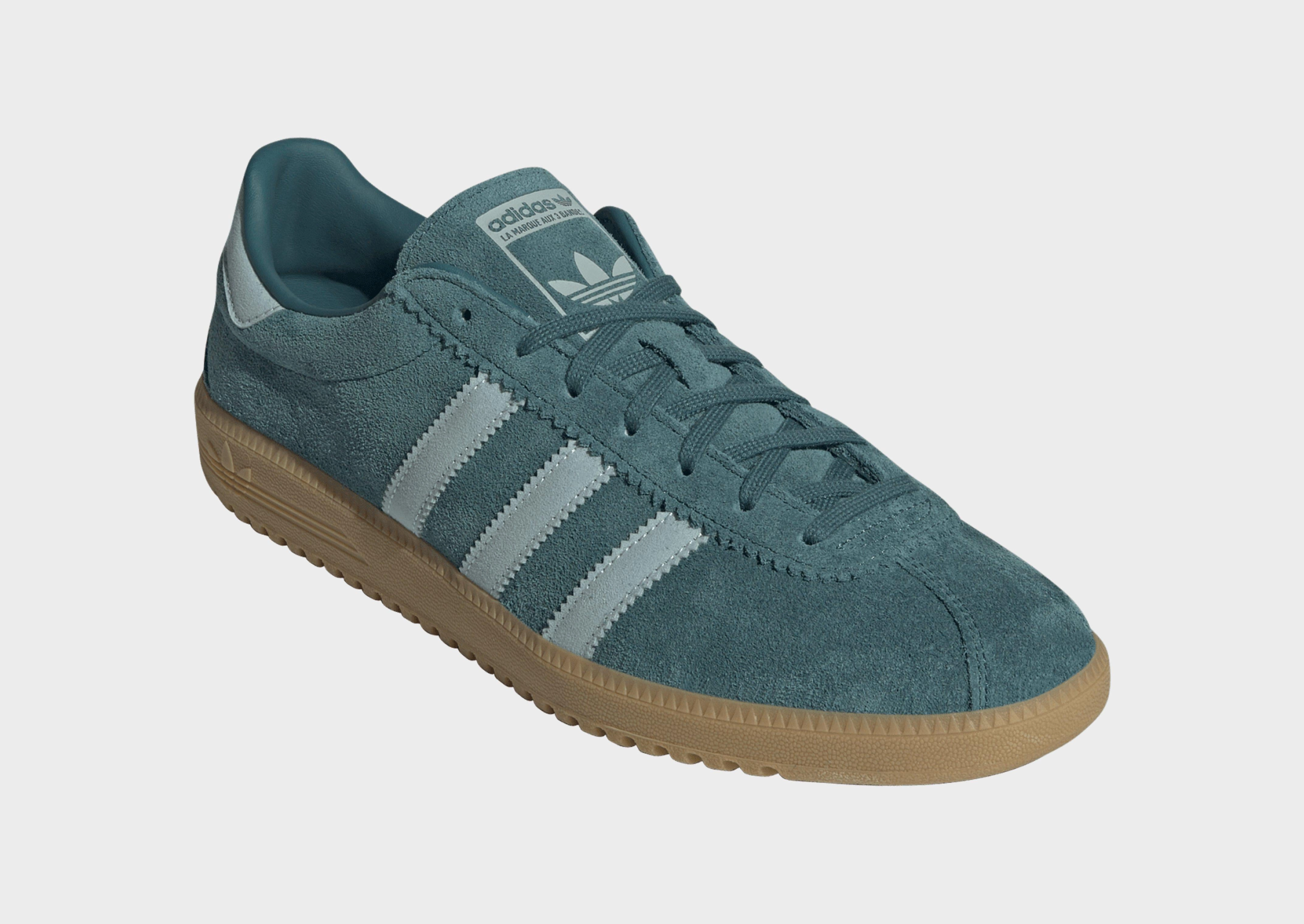 Subtle Style Gear, Responsive Fit, Bold Details, Form-Led, Refined To Go