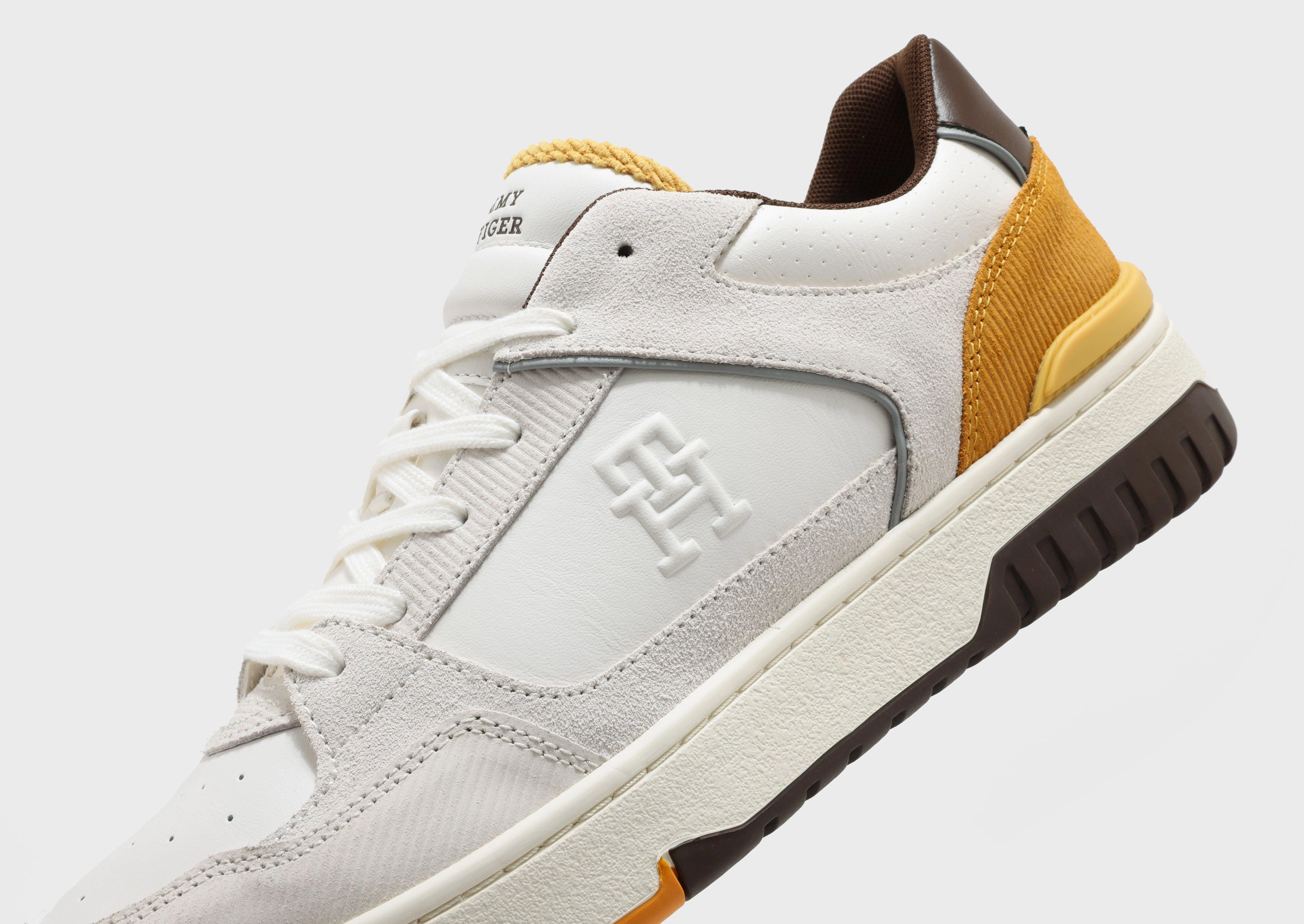 Smart And Simple, Wearable Clarity, Lifestyle Modular, Style In Action, Crafted To Wear, Daily Balance, Live-Core, Clean-Life Gear