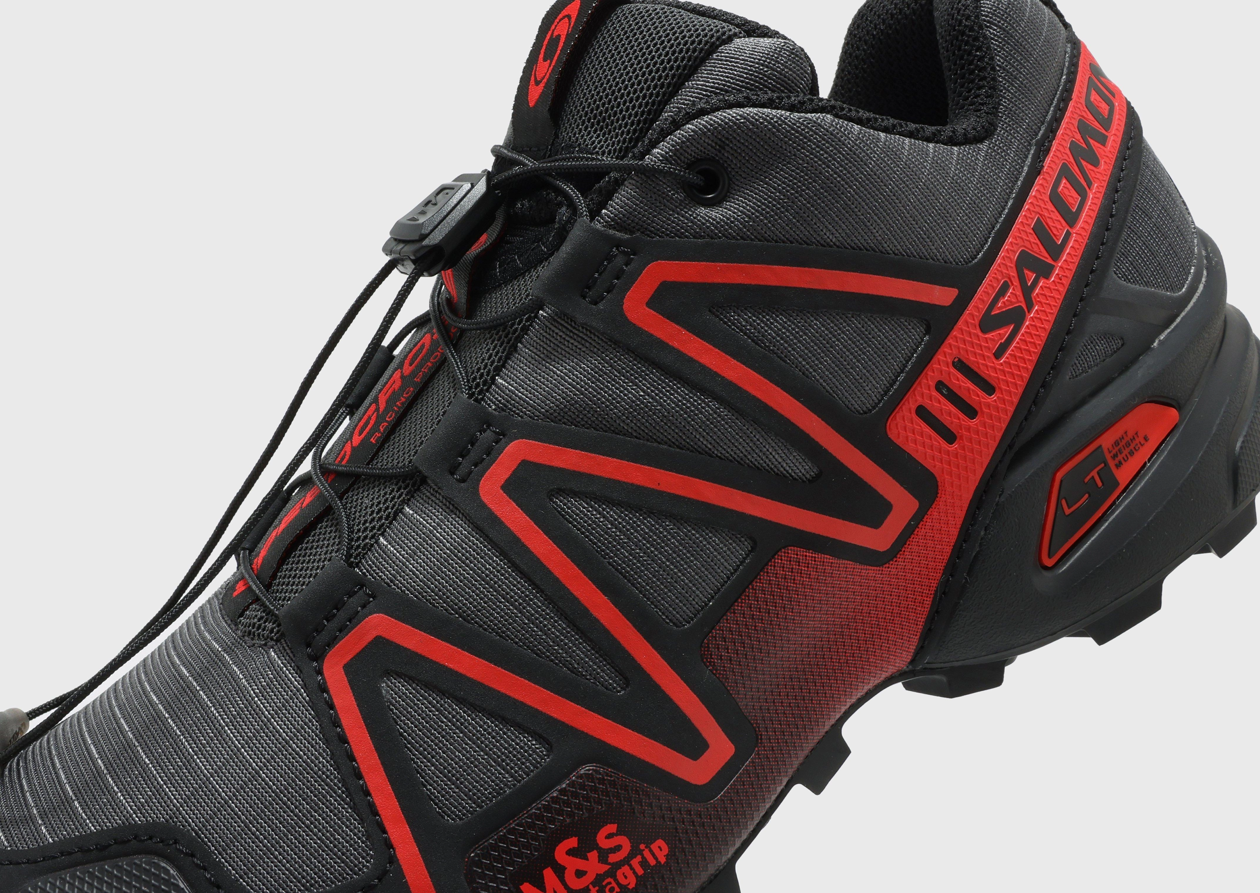 Minimal Gear, Clean-Motion System, Modern Pattern, Feel-Based Fashion, Relaxed Core, Motion-Driven Wear