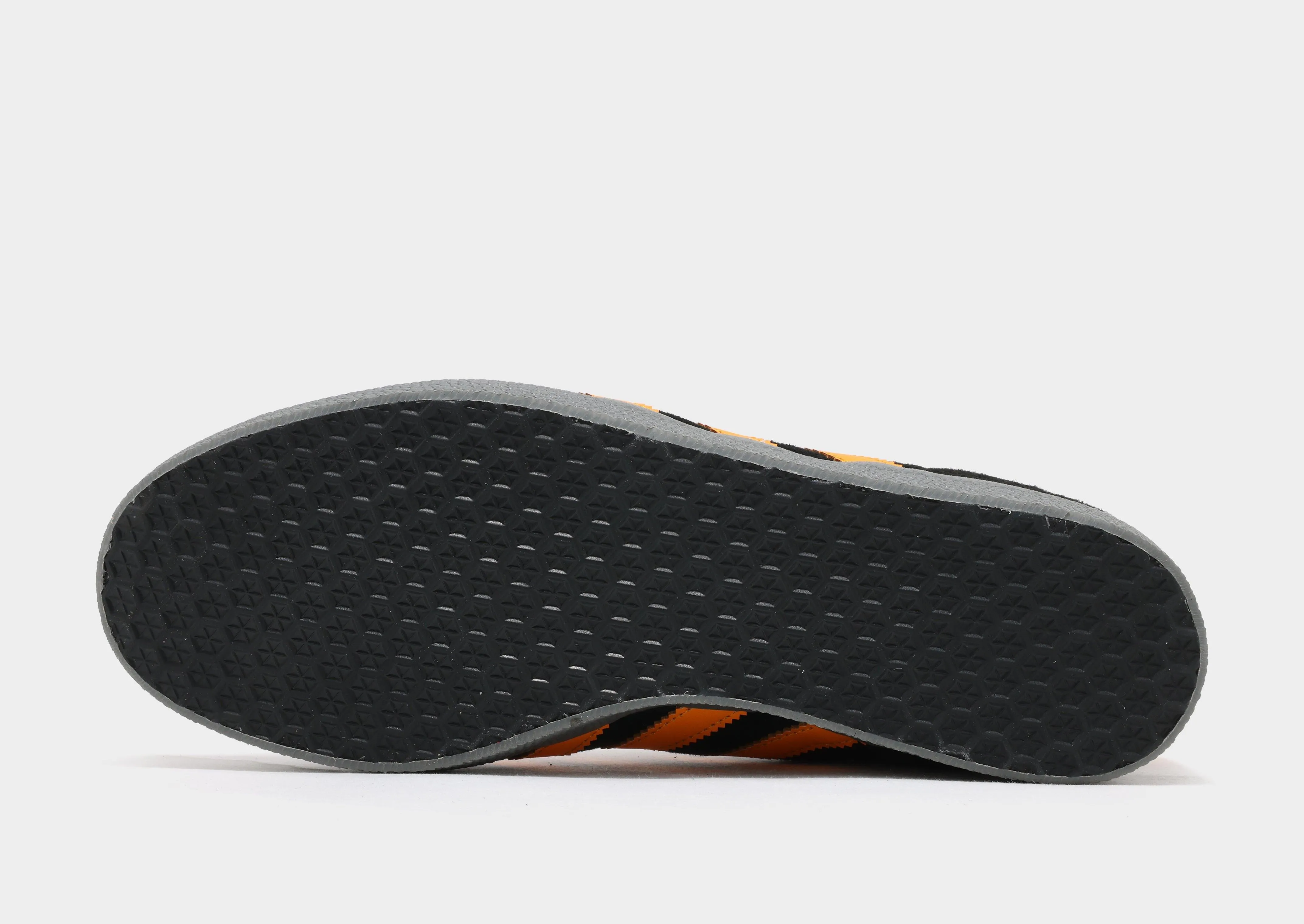 Essential Edge, Neutral Layers, Designed For Presence, Active Lifestyle Gear, Shift-Mode