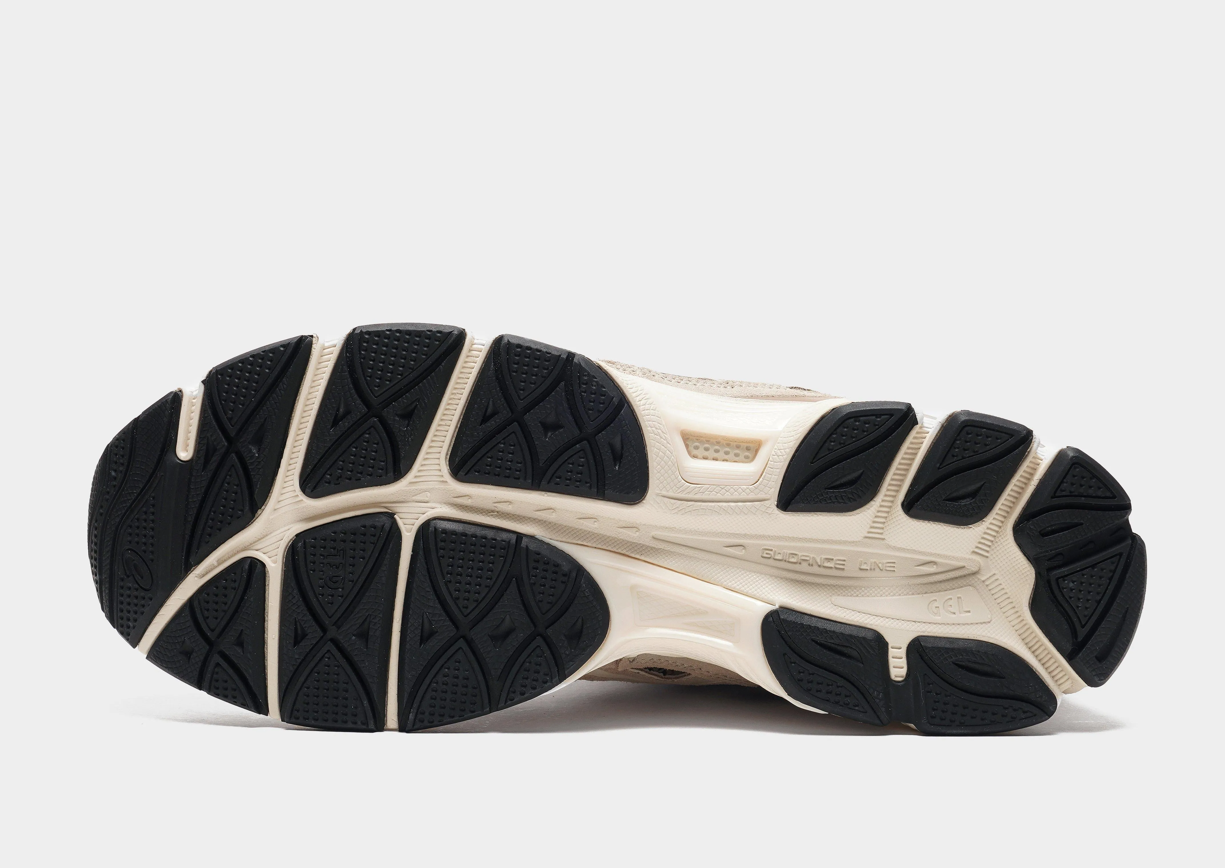 Clean-Styled, Fluid Lifestyle, Cool And Essential, Shift Into Ease, Next In Line, Layered City, Clean-Life Gear