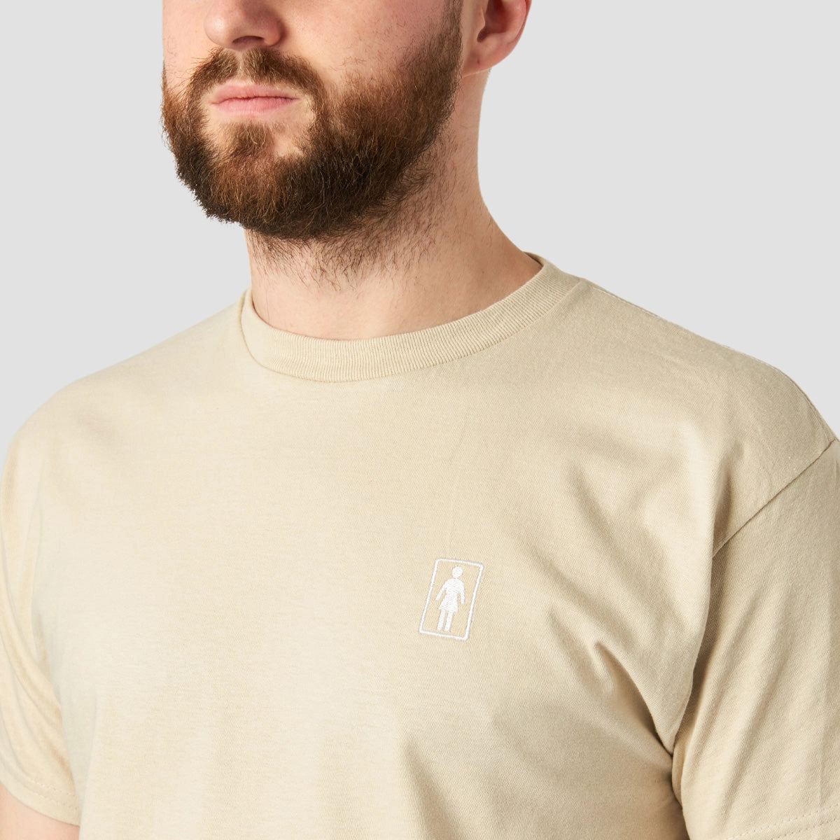 Clarity In Motion, Seamless Outfit, Modern Tone, Built For Feel, Step Into Rhythm, Future Utility