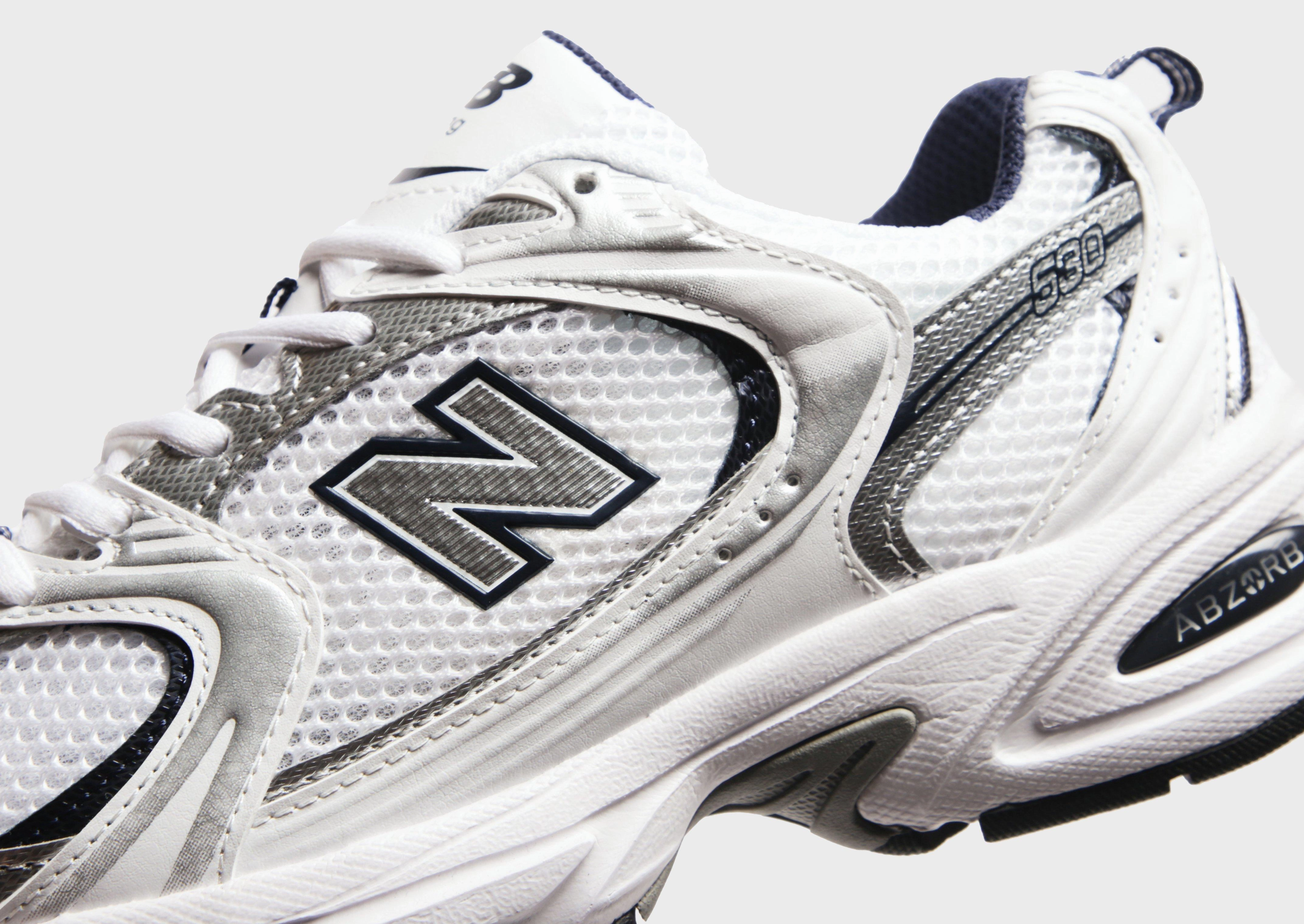 Designed For Pace, Evolved Form, Form-Light Fit, Essential Gear, Effortless Fit, Style Built In