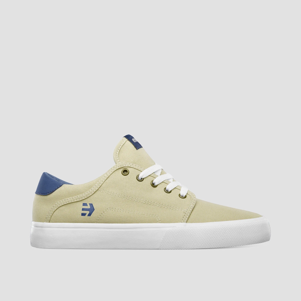 Calm In Motionwear, Refined Versatility, New Urbanism, Minimal Gear, Iconic Minimalism, Form Plus Function