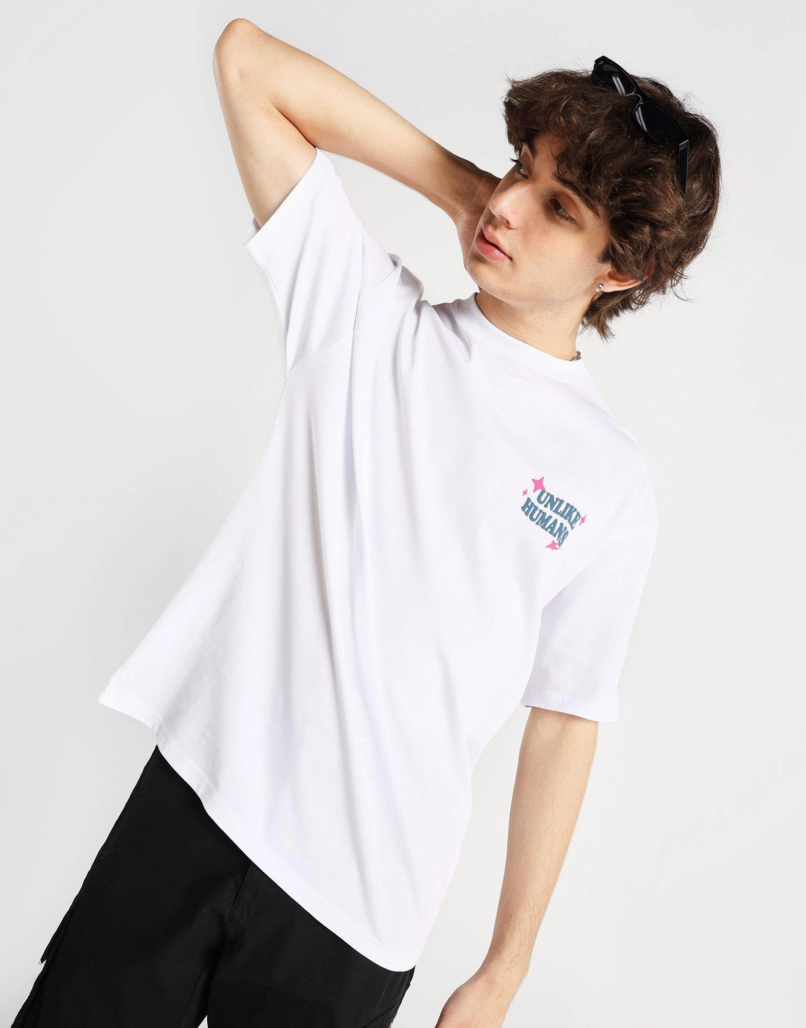 Core Aesthetic, Motion Meets Design, Style Flowwear, Subtle Impact, Comfort In Motion, Multi-Wear Essentials, All-Weather Vibe