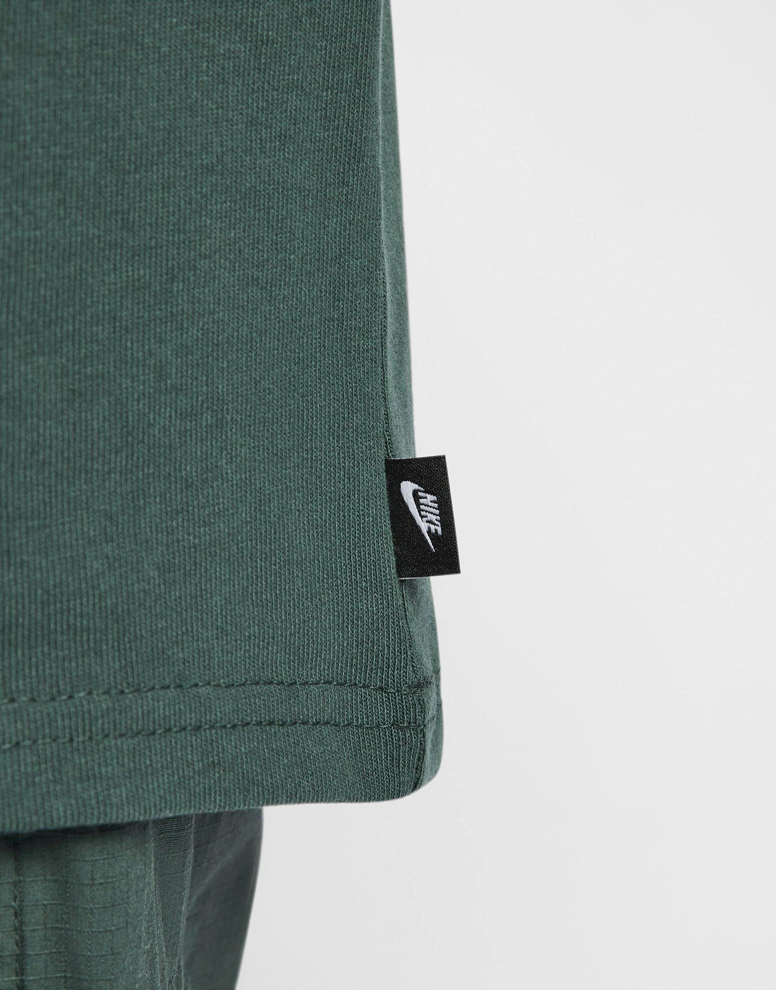 Vibe-Centered, Effortless Gear, Optimized Outfit, Less Is Bold, Hybrid Life, Go-Everywhere