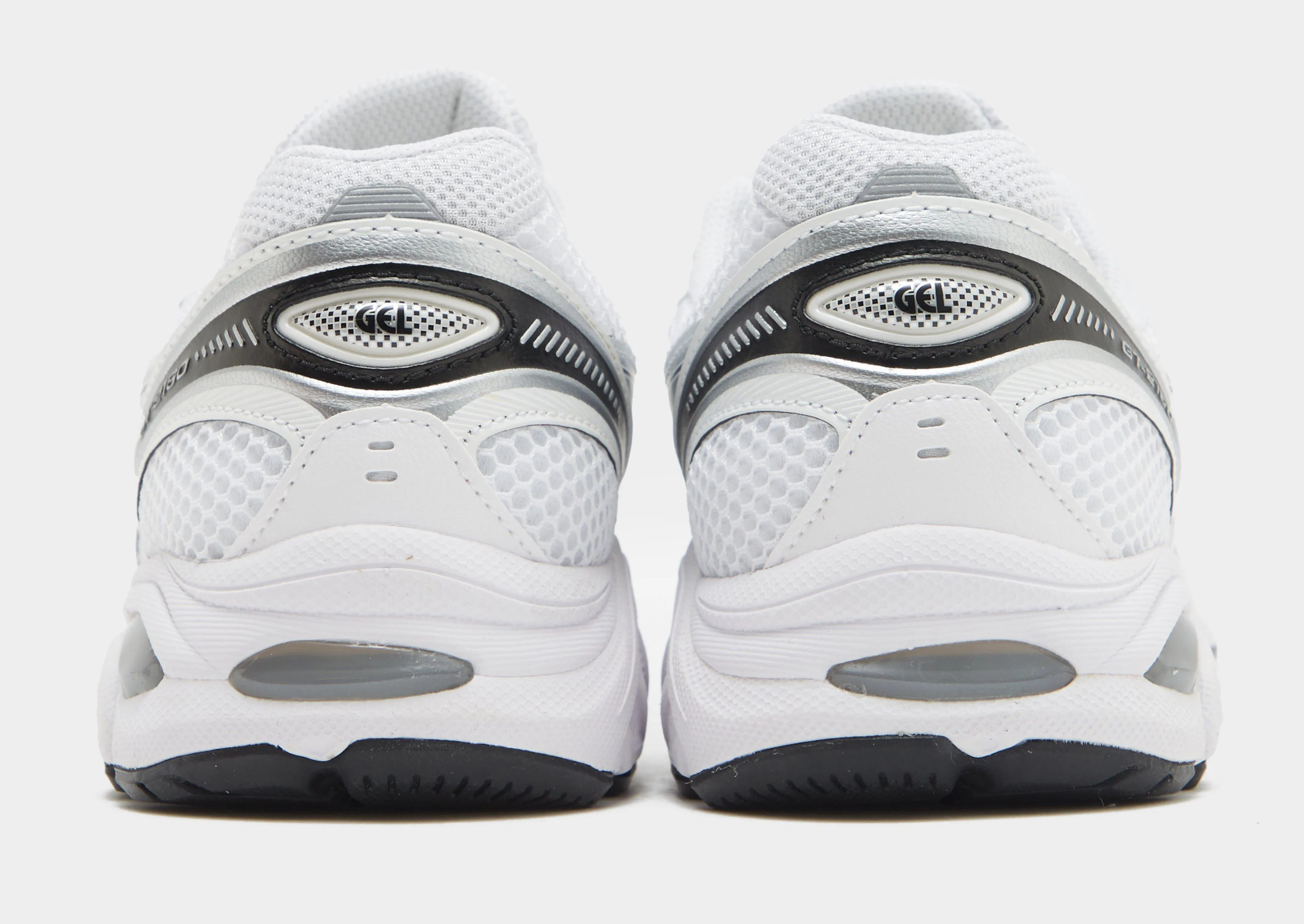 Calm Layers, Essential Uniform, Less Is More, Form Redefined, Elevated Motion